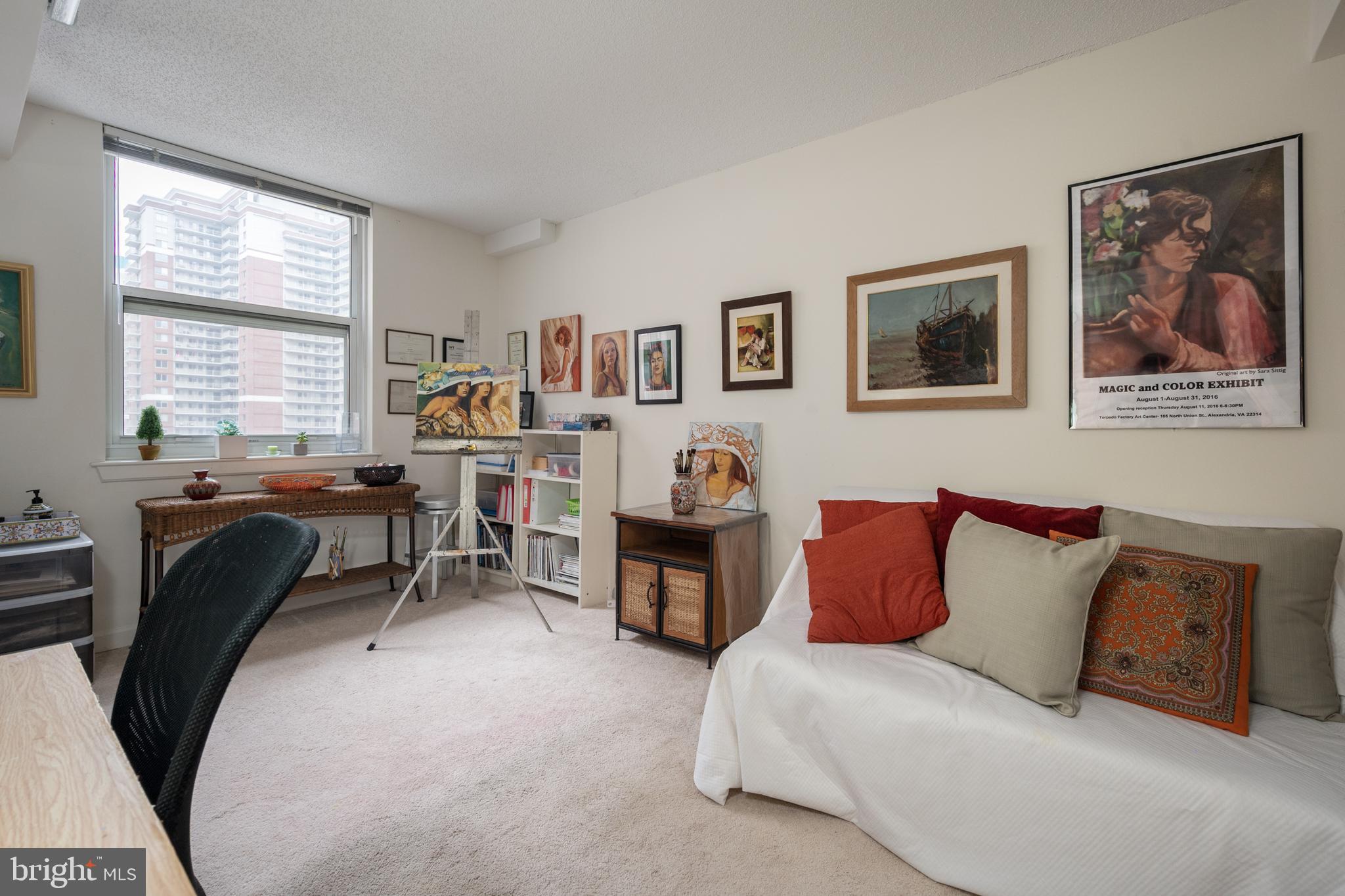 BALLSTON 880 - Residential