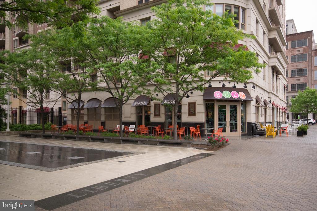 BALLSTON 880 - Residential