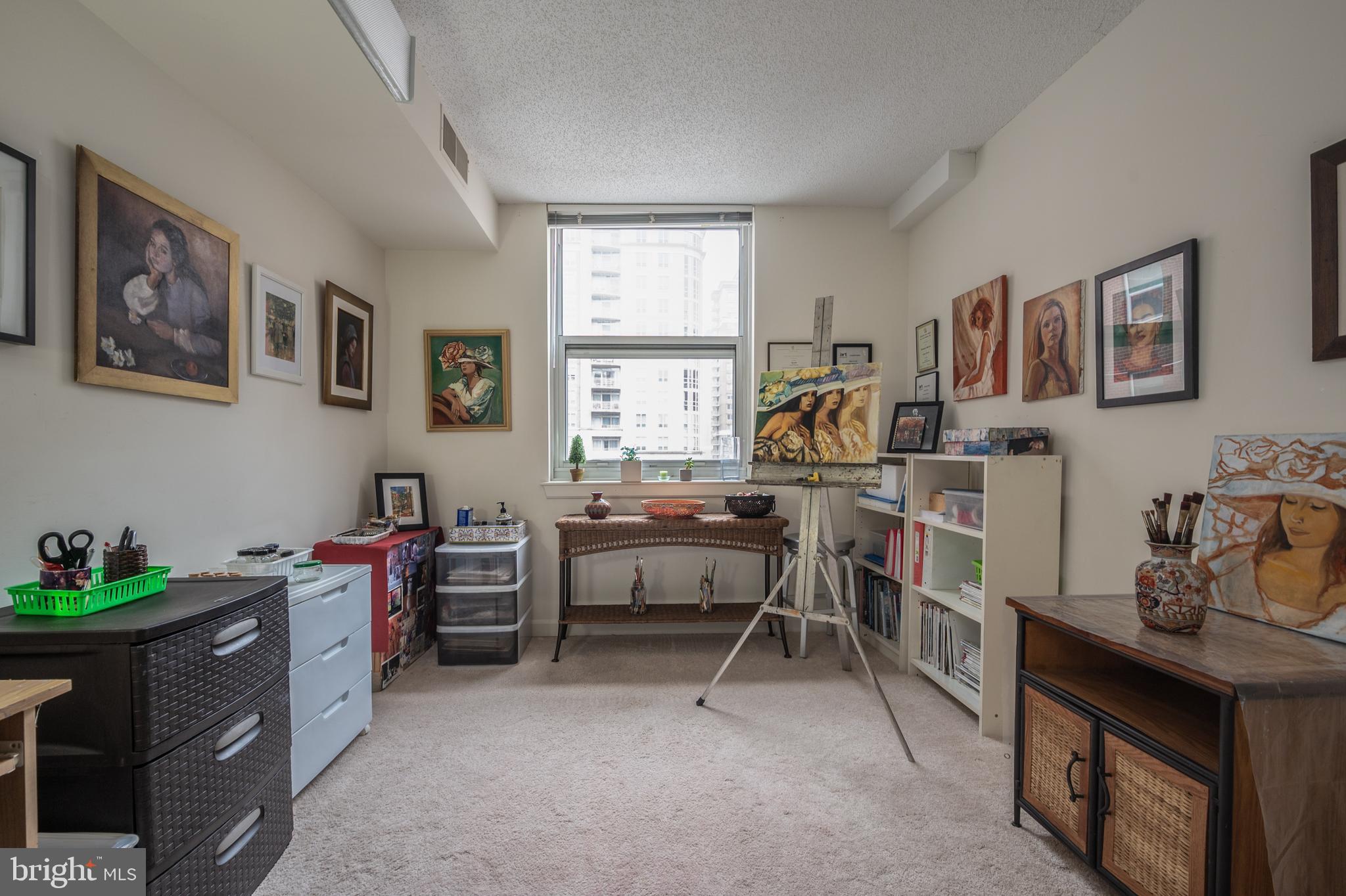 BALLSTON 880 - Residential