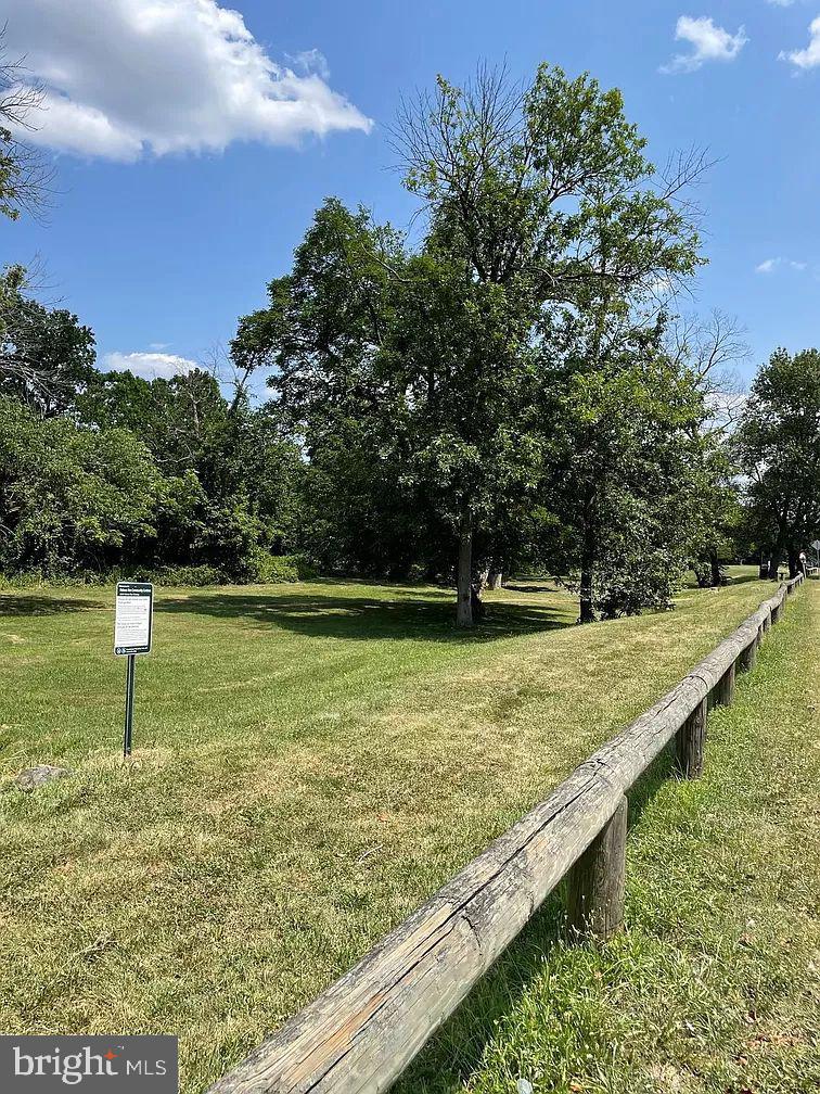 PAVILION ON THE PARK - Residential Lease