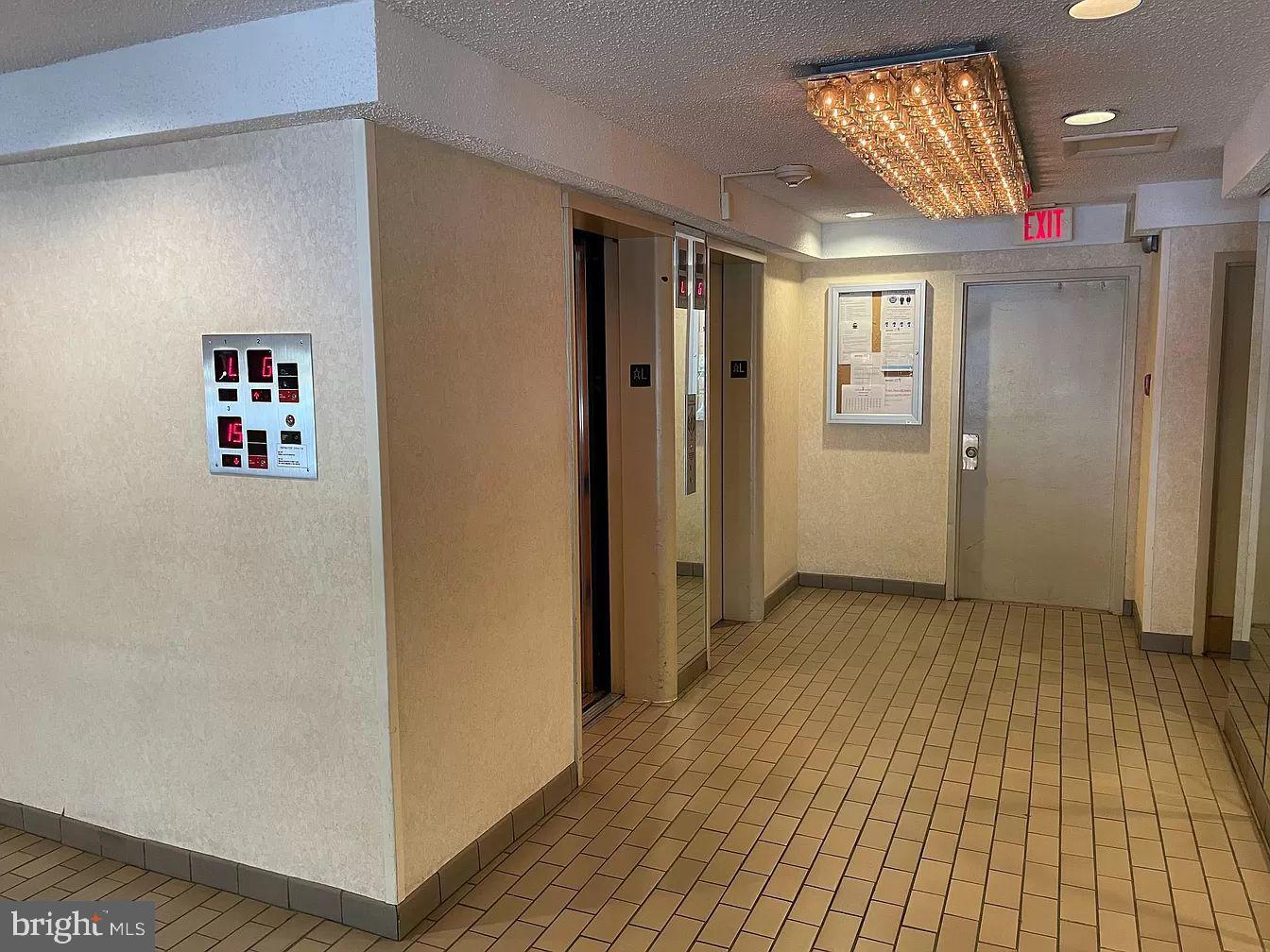 PAVILION ON THE PARK - Residential Lease