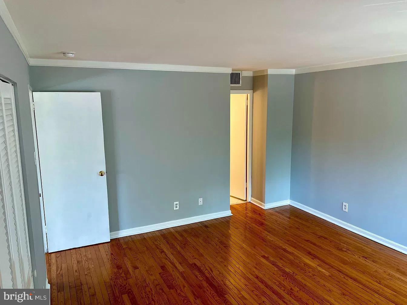 PAVILION ON THE PARK - Residential Lease