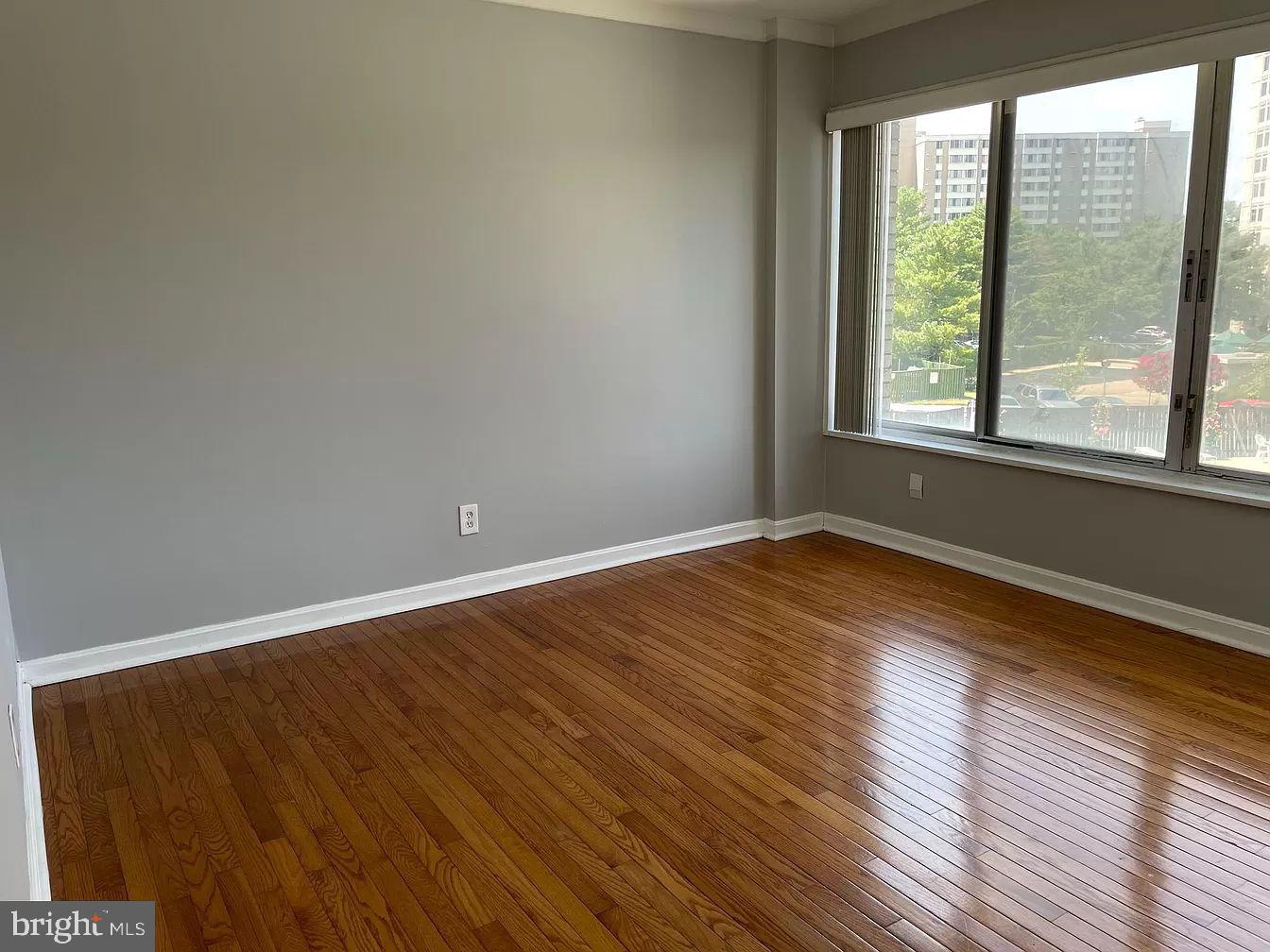 PAVILION ON THE PARK - Residential Lease