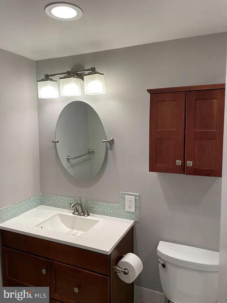 PAVILION ON THE PARK - Residential Lease