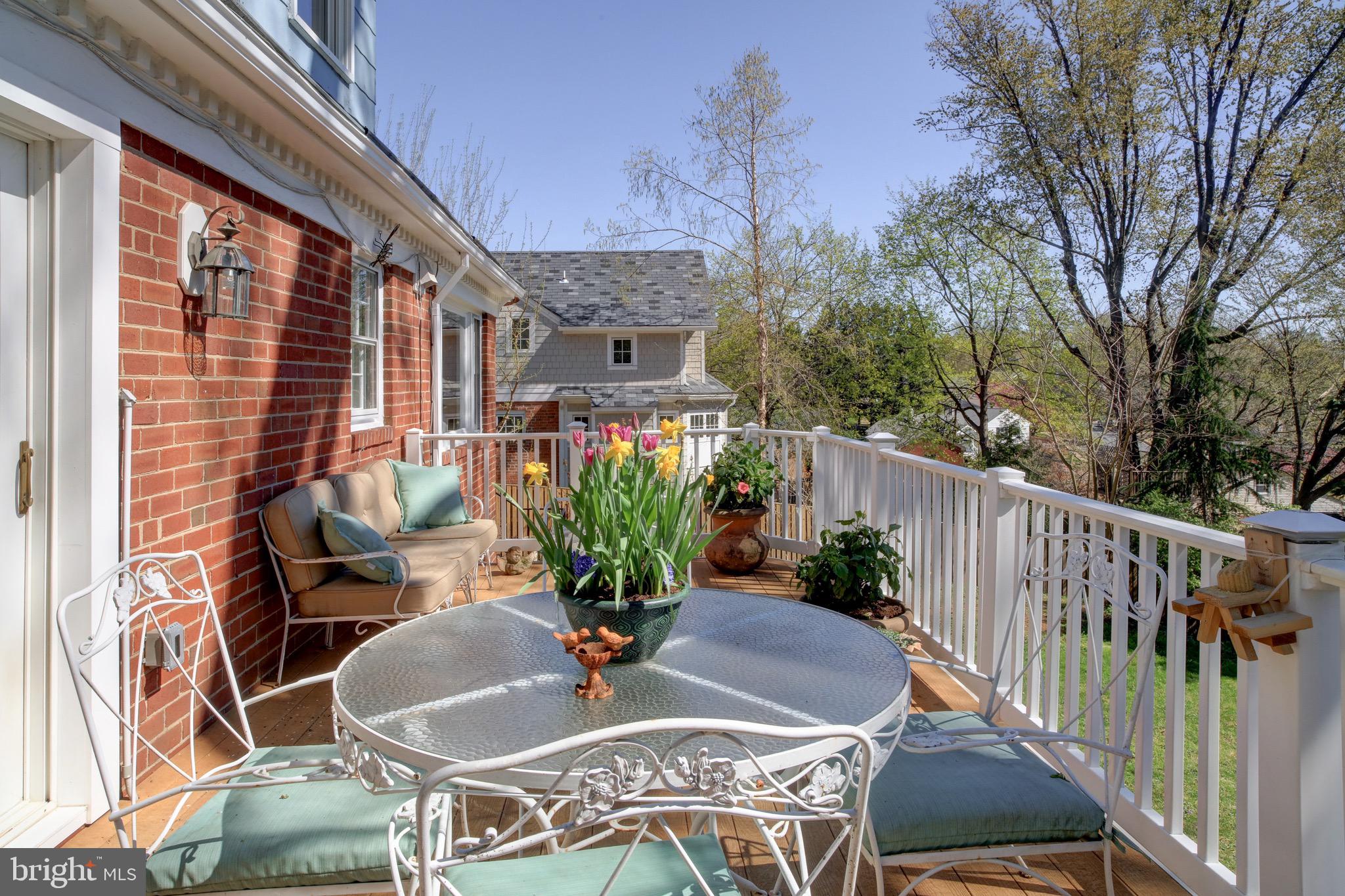 CRYSTAL SPRING KNOLLS - Residential