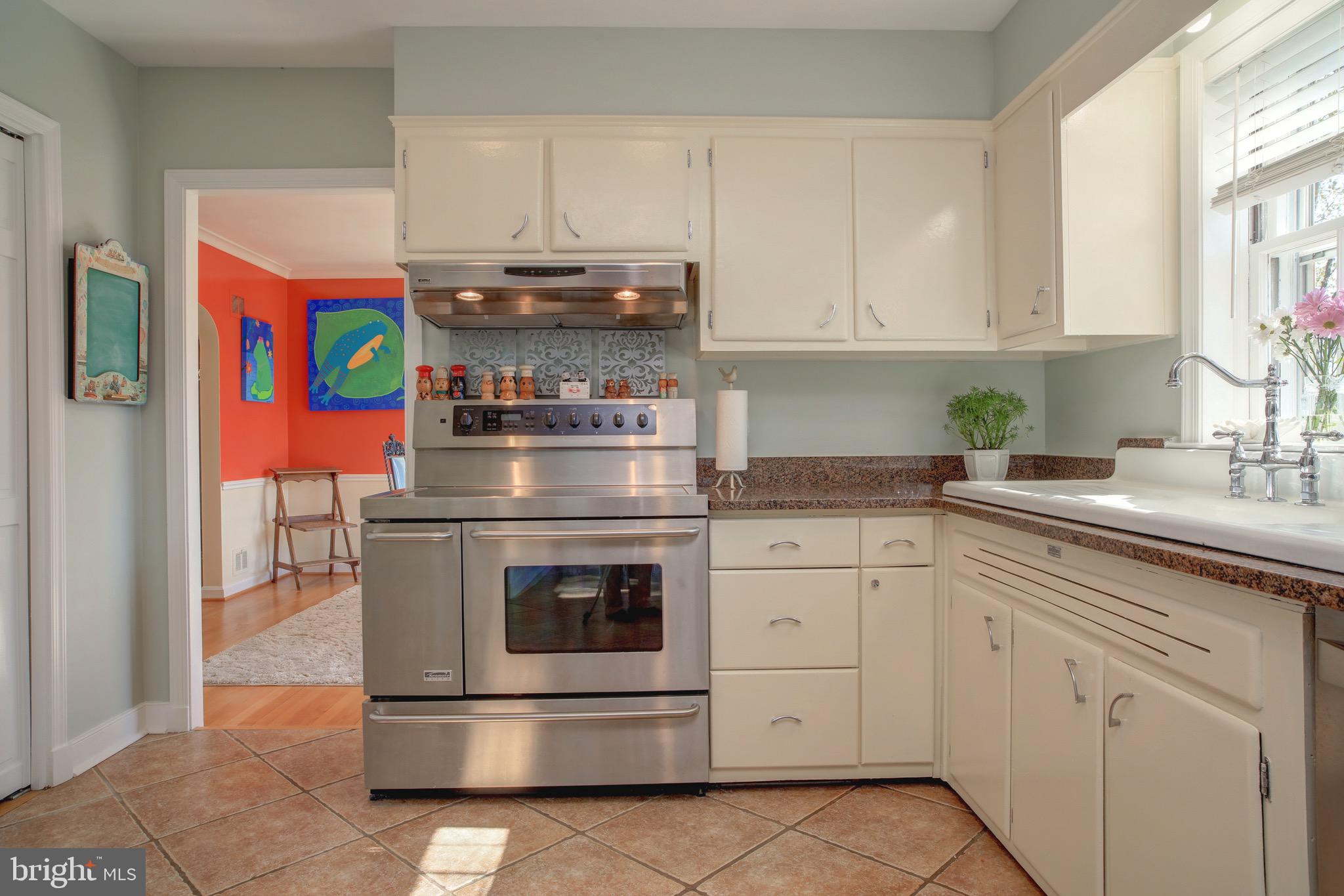 CRYSTAL SPRING KNOLLS - Residential