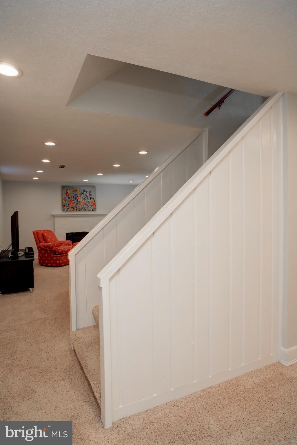 CRYSTAL SPRING KNOLLS - Residential