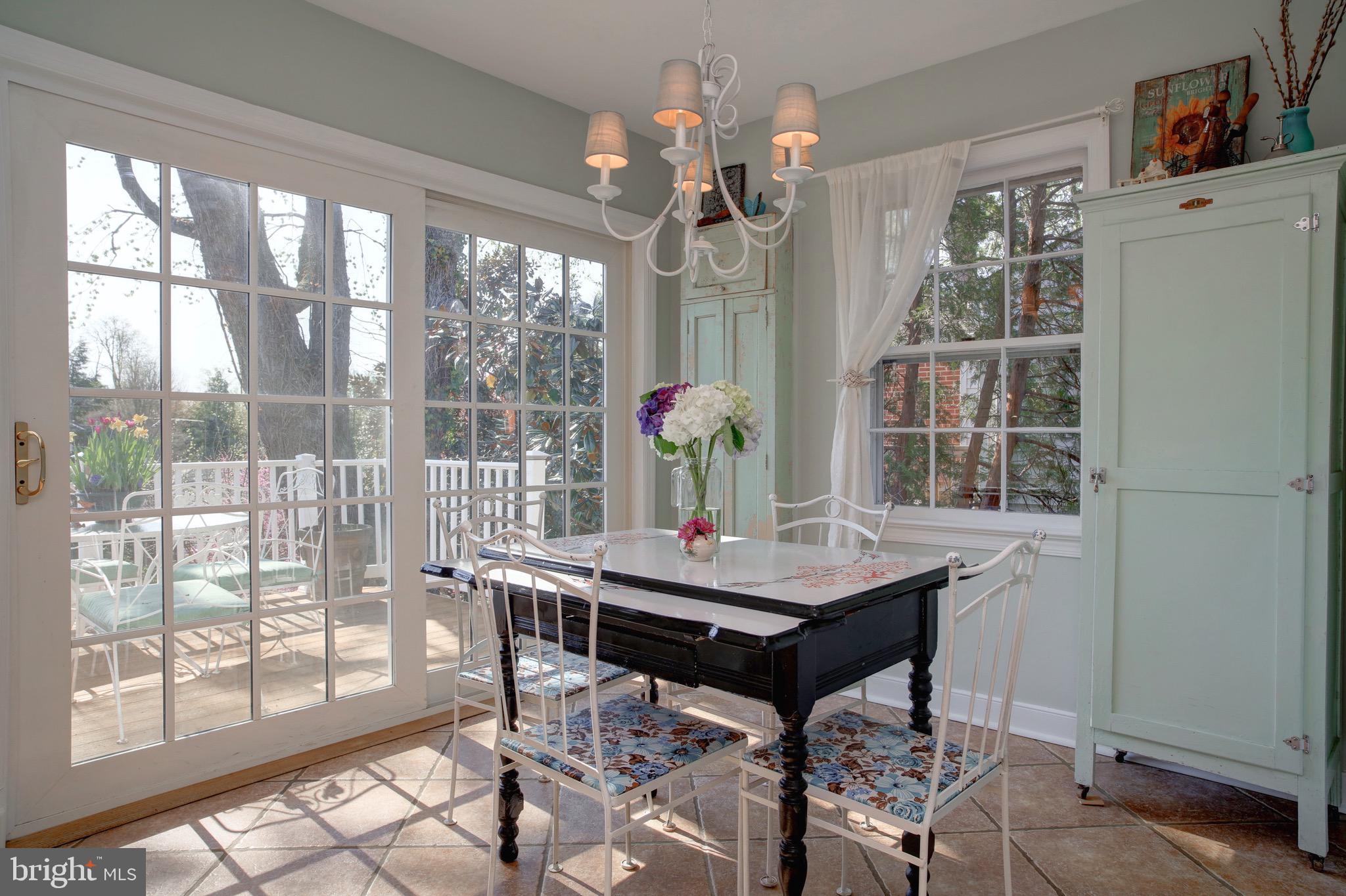 CRYSTAL SPRING KNOLLS - Residential