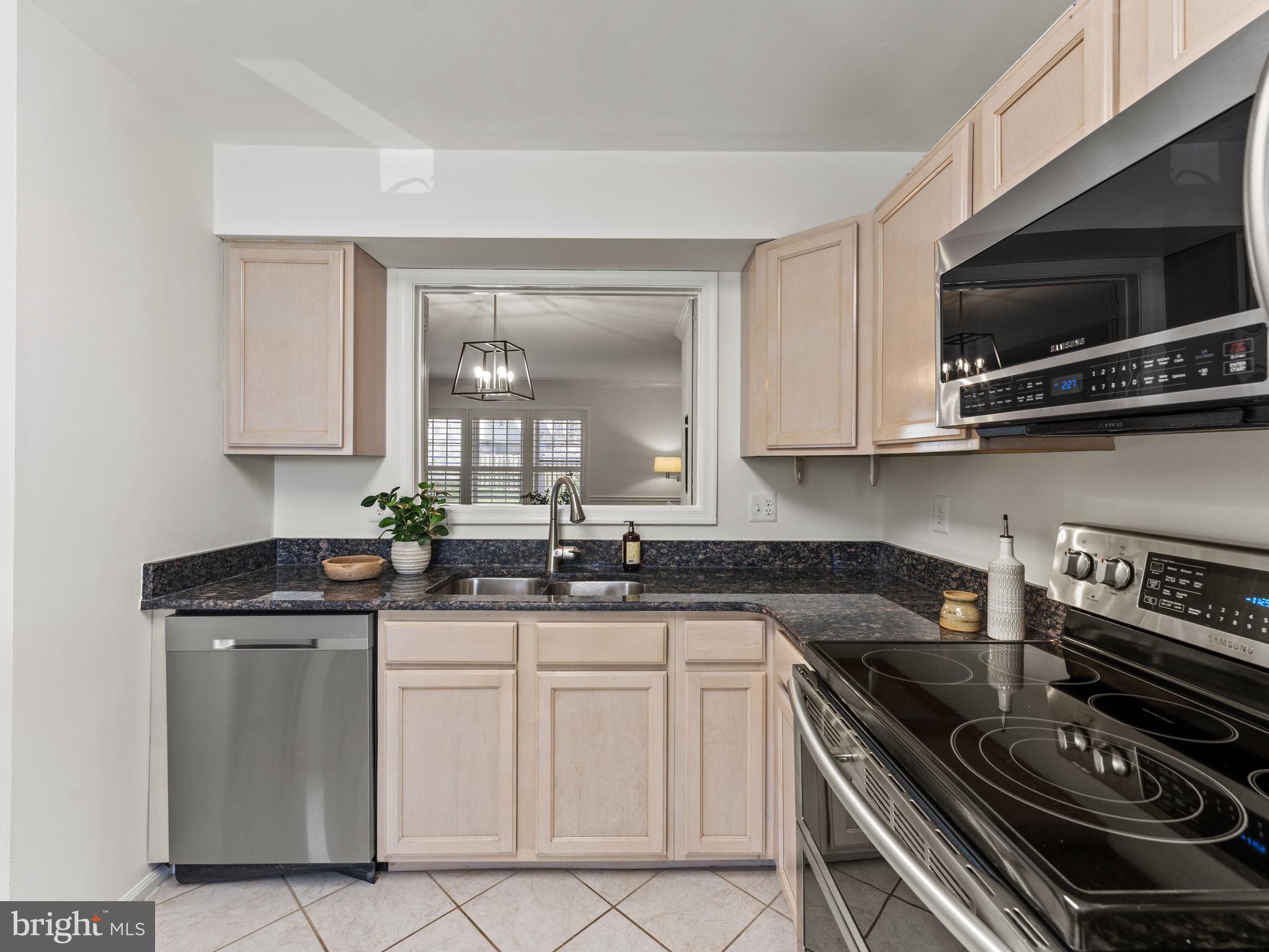 DUNN LORING VILLAGE - Residential Lease