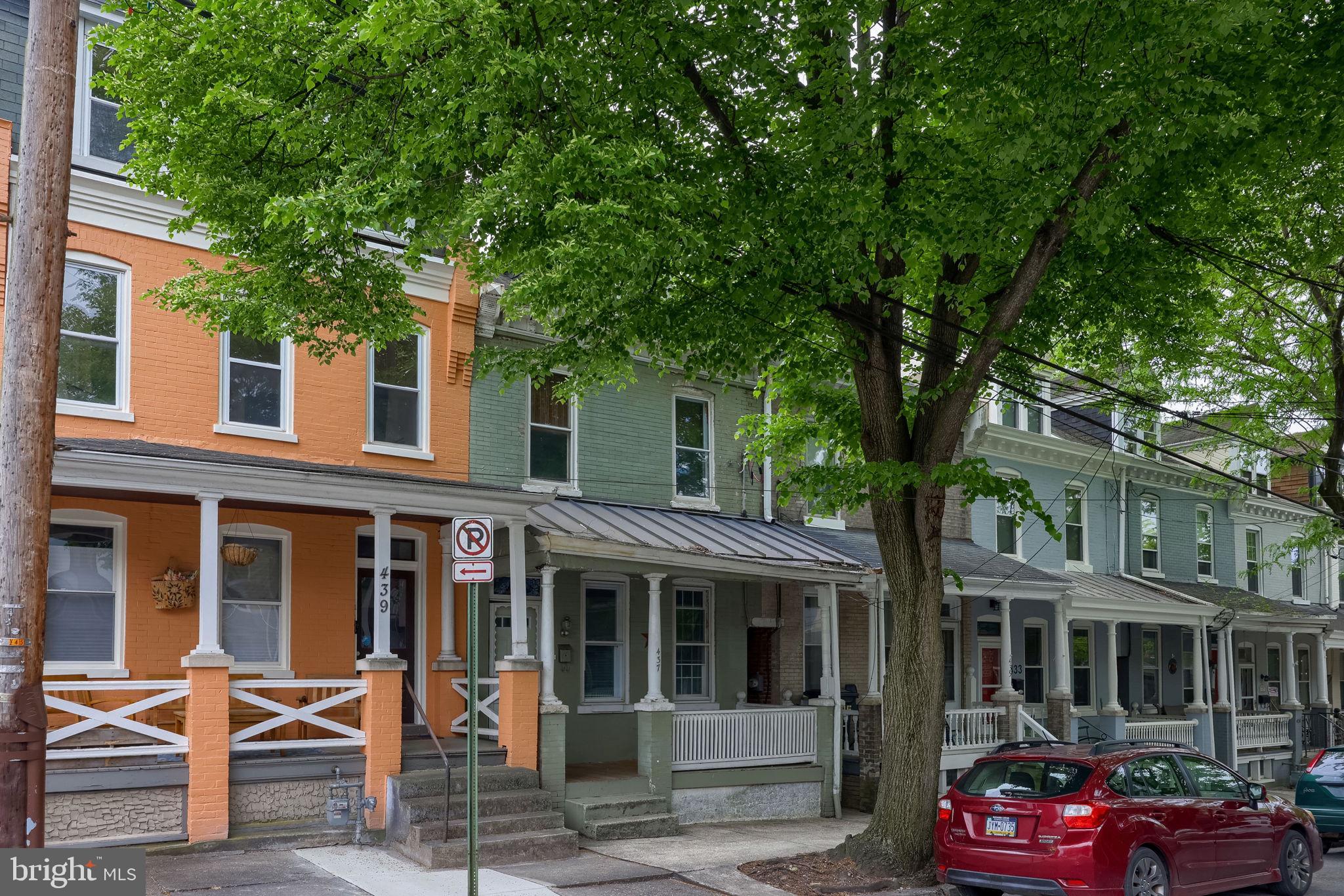 CHESTNUT HILL - Residential