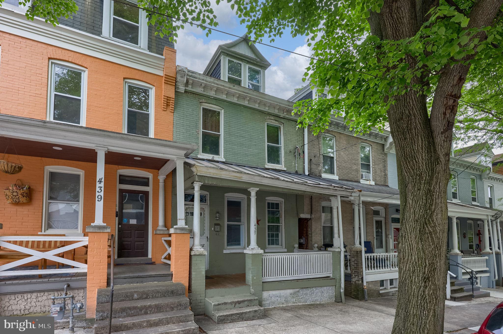 CHESTNUT HILL - Residential