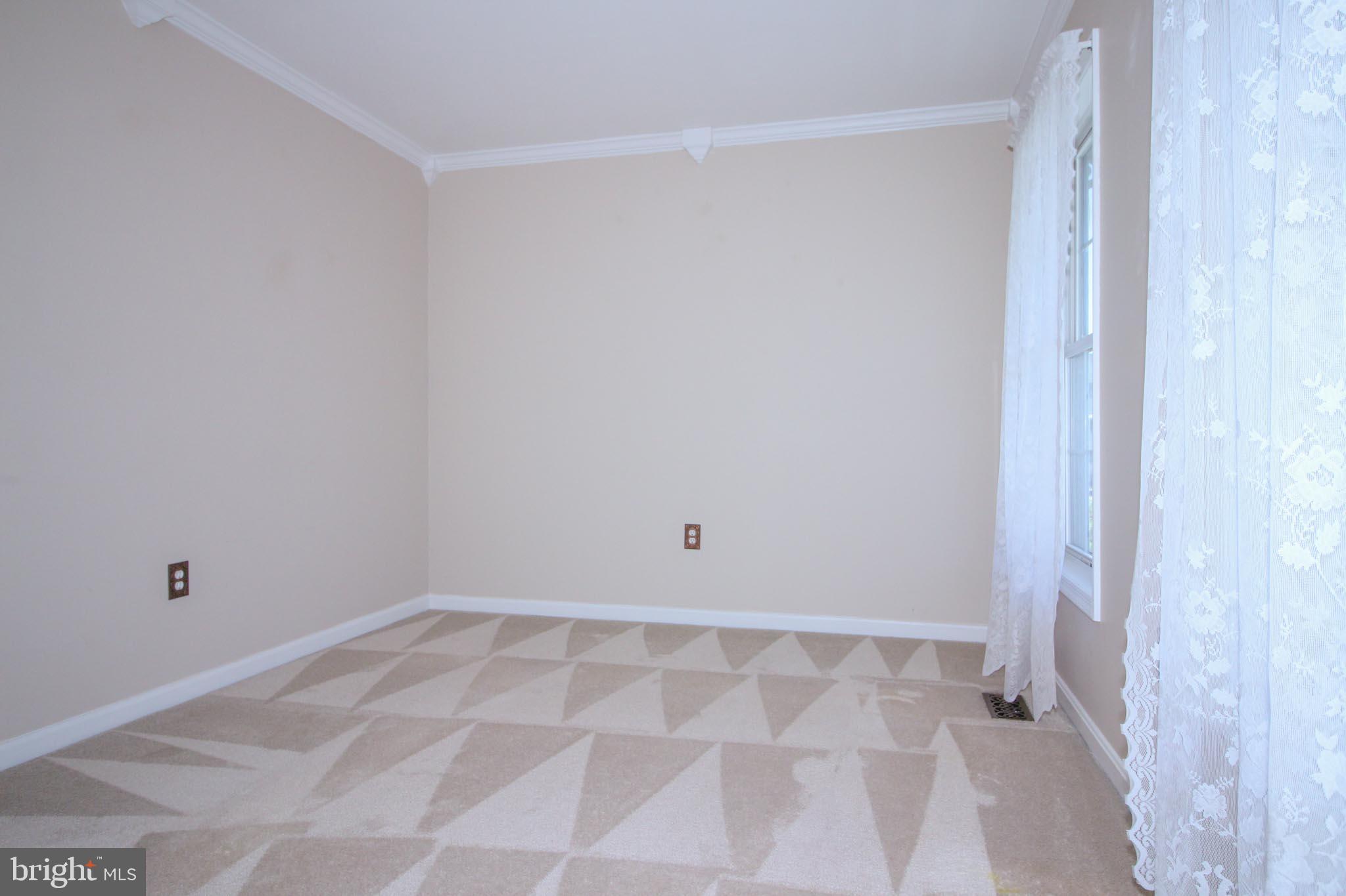 6540 COTTONWOOD DRIVE