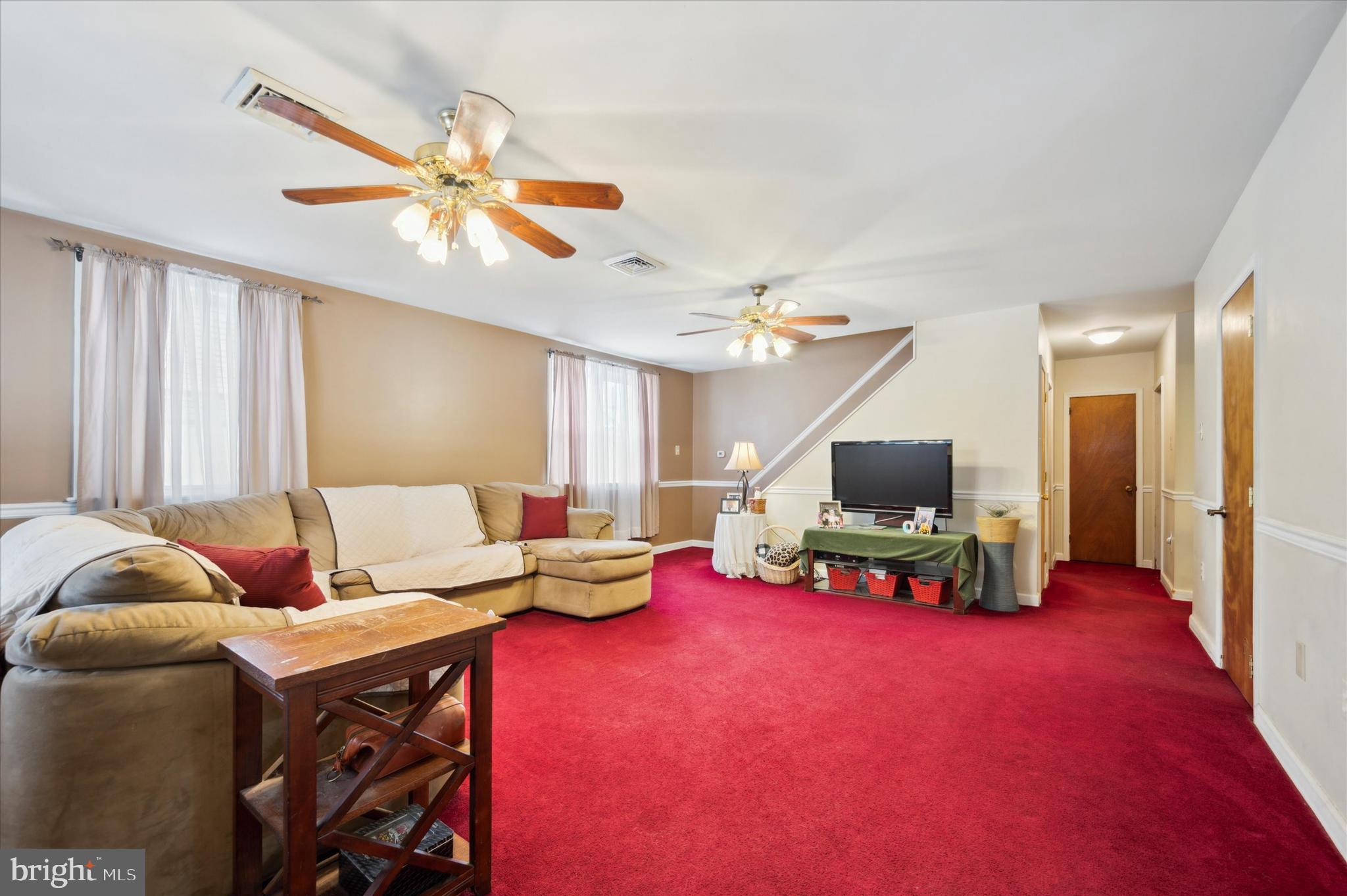 FOX CHASE - Residential