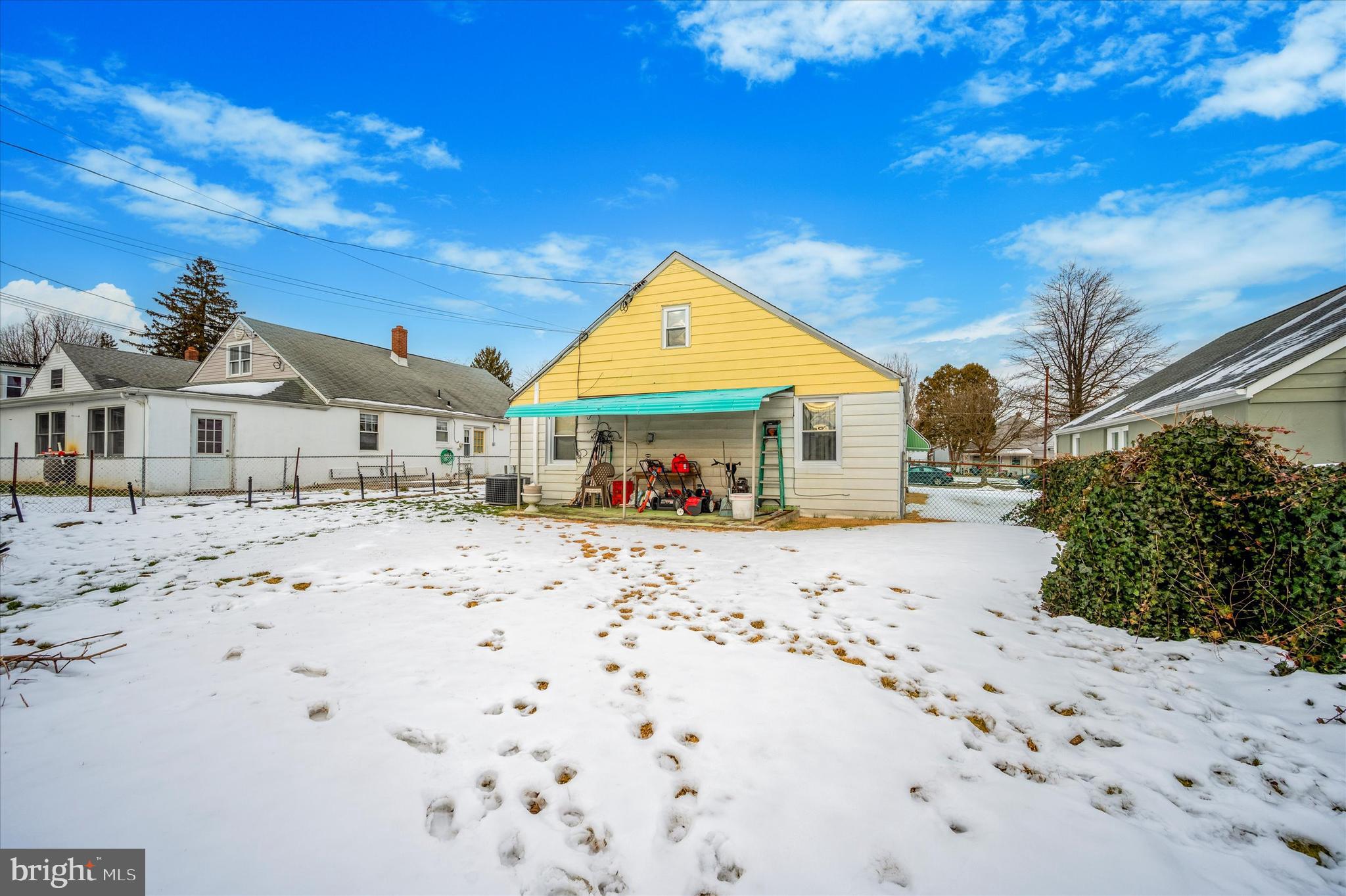 FOX CHASE - Residential