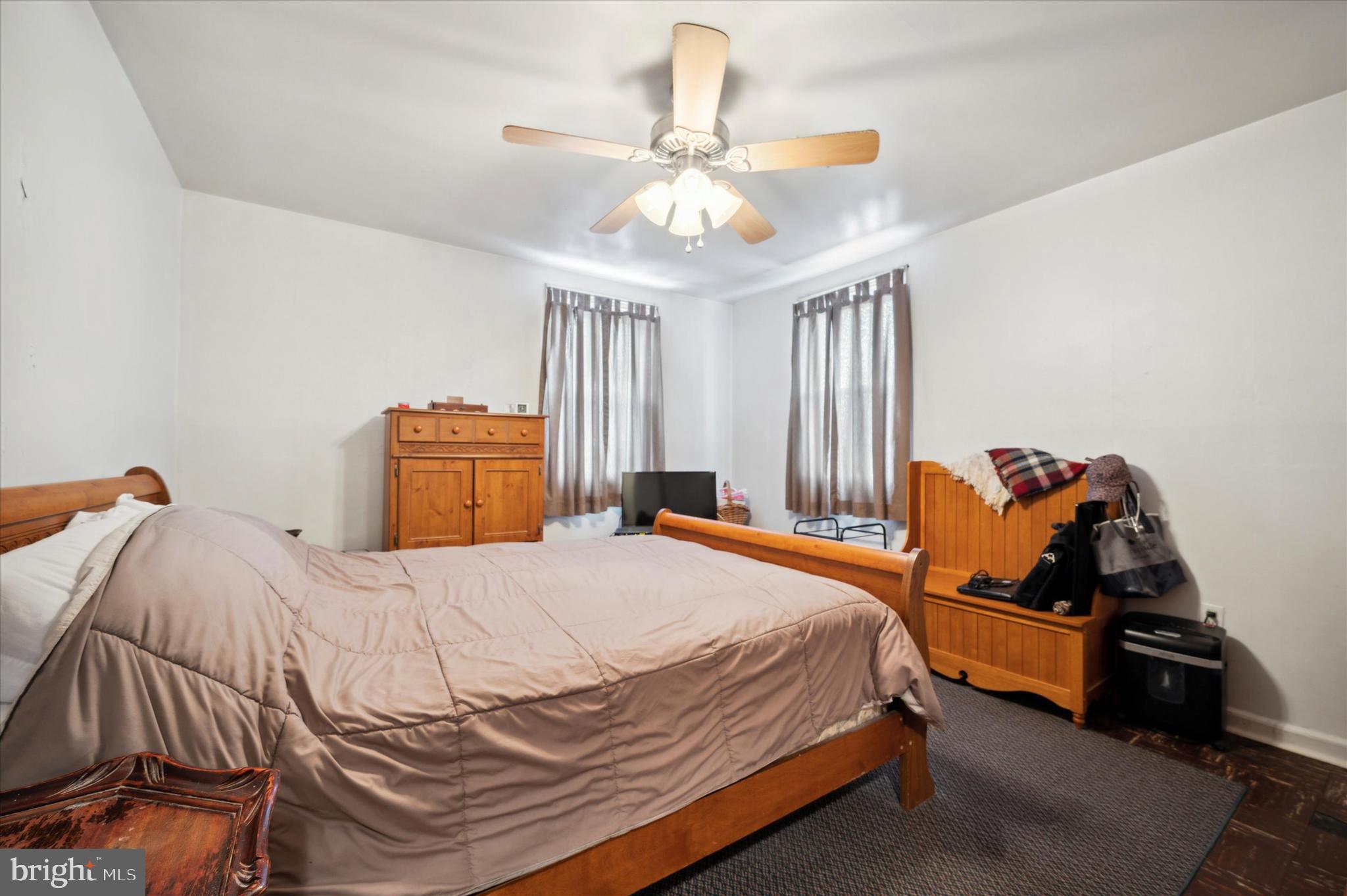 FOX CHASE - Residential