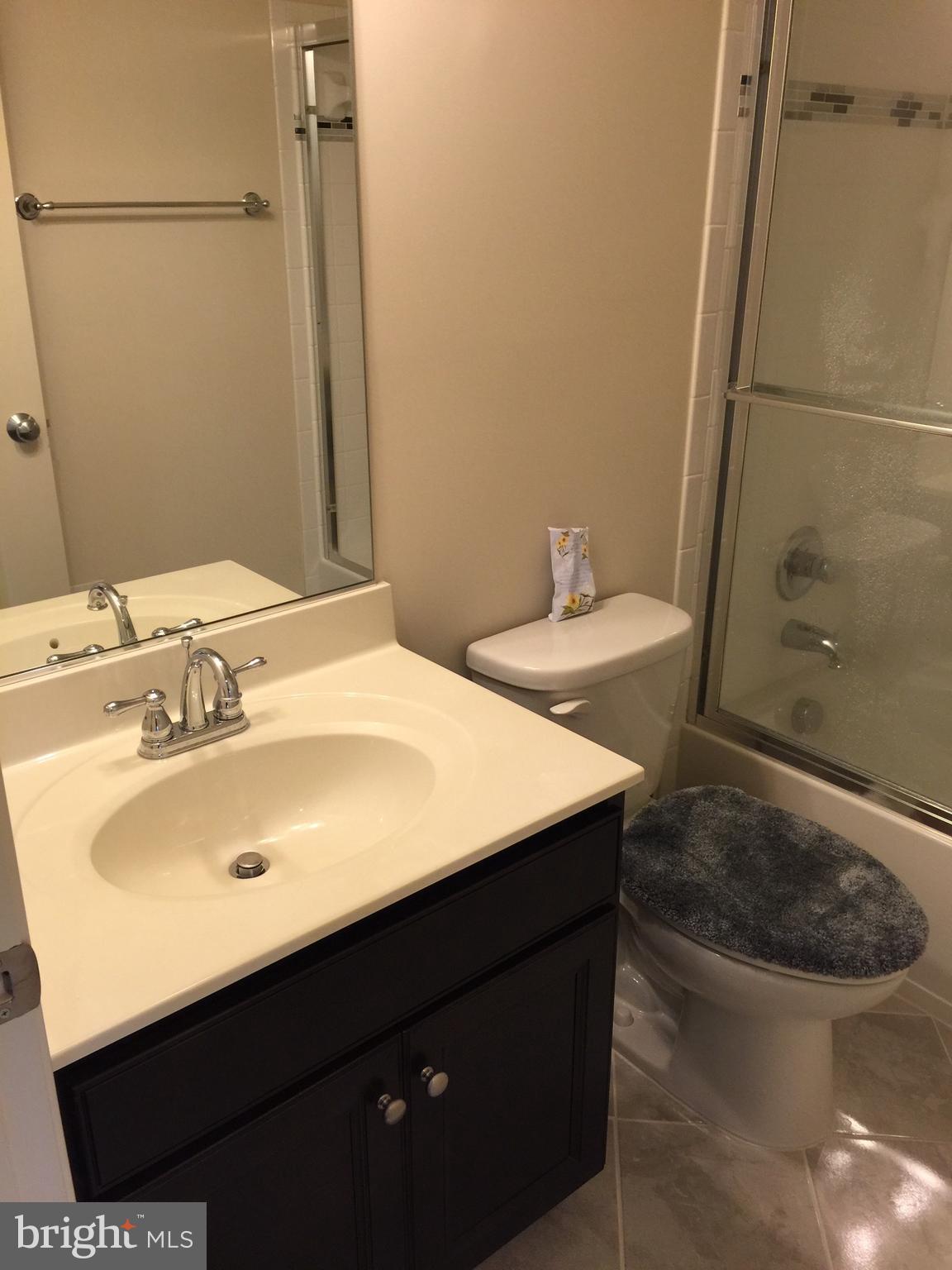 VILLAGES OF PIEDMONT II - Residential Lease