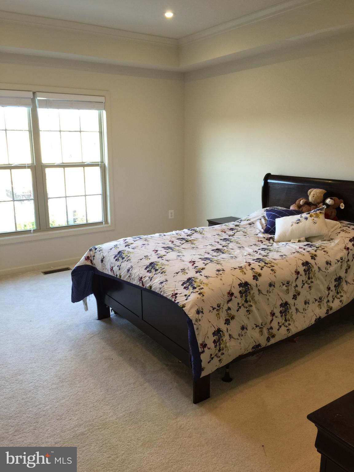 VILLAGES OF PIEDMONT II - Residential Lease