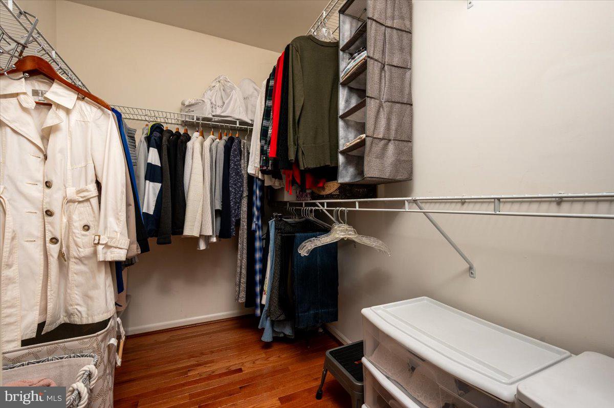 SHAMROCK MANOR - Residential