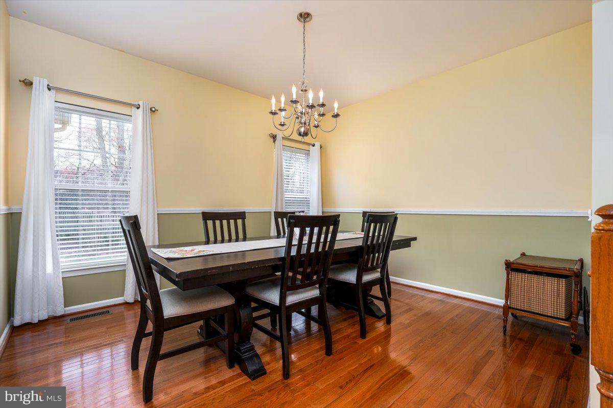 SHAMROCK MANOR - Residential