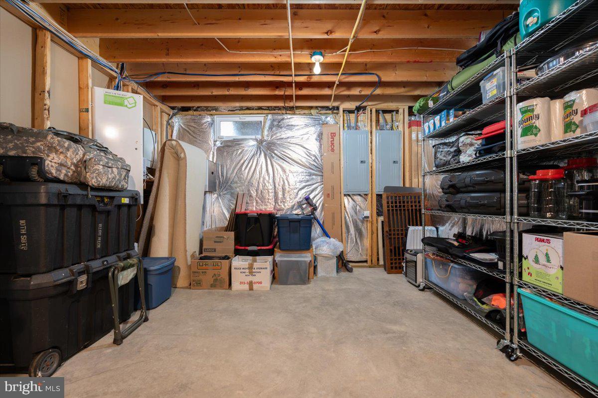 SHAMROCK MANOR - Residential