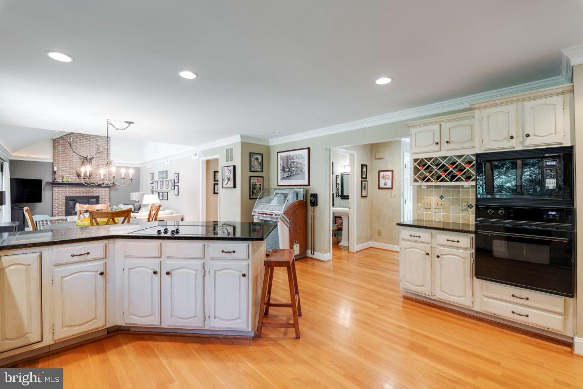 HAMPSHIRE - Residential