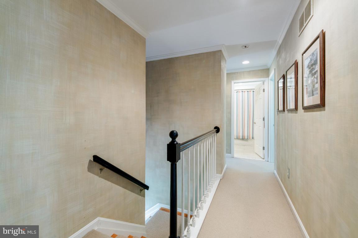 HAMPSHIRE - Residential