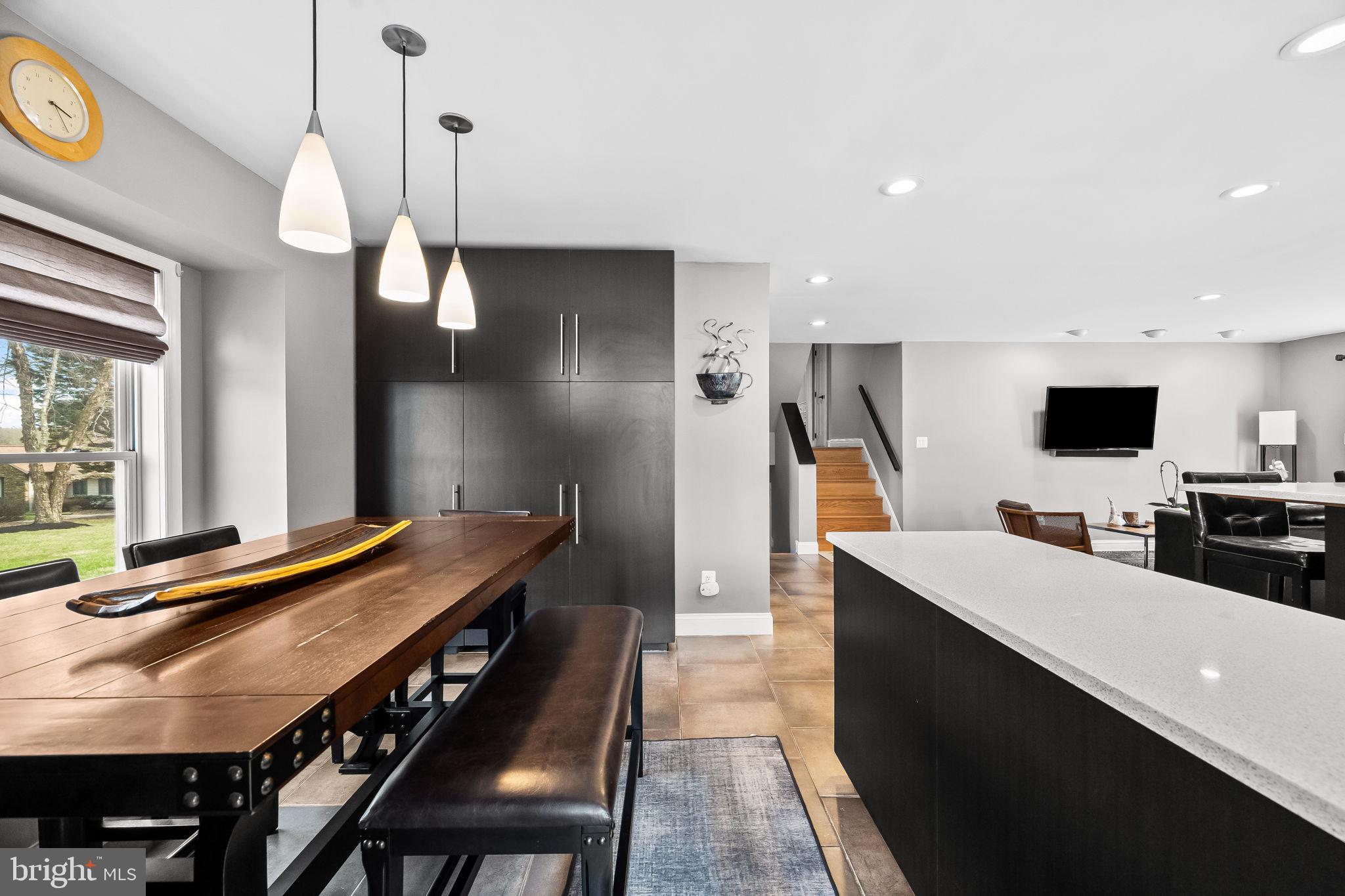 VALLEY HILLS - Residential