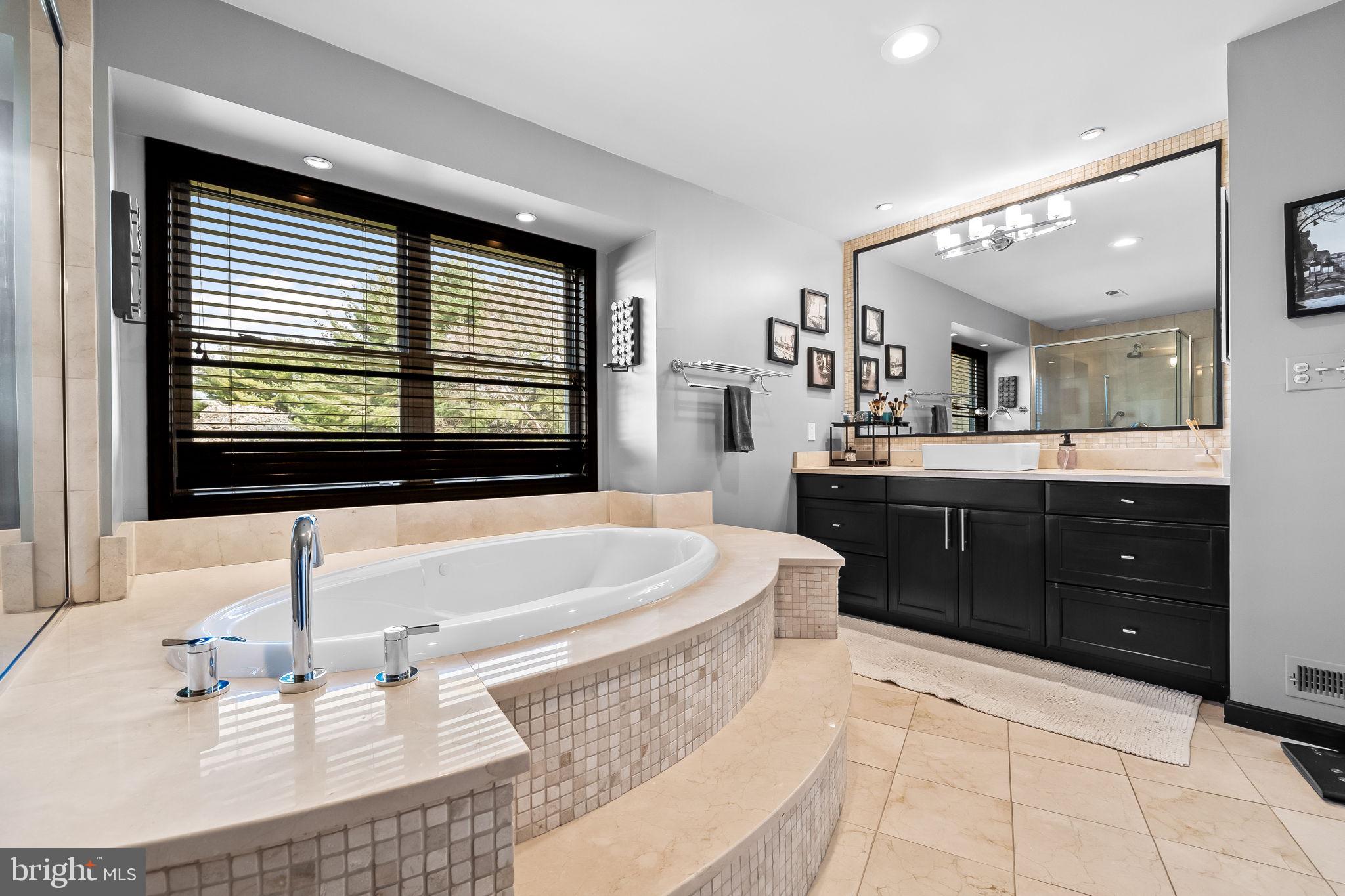 VALLEY HILLS - Residential