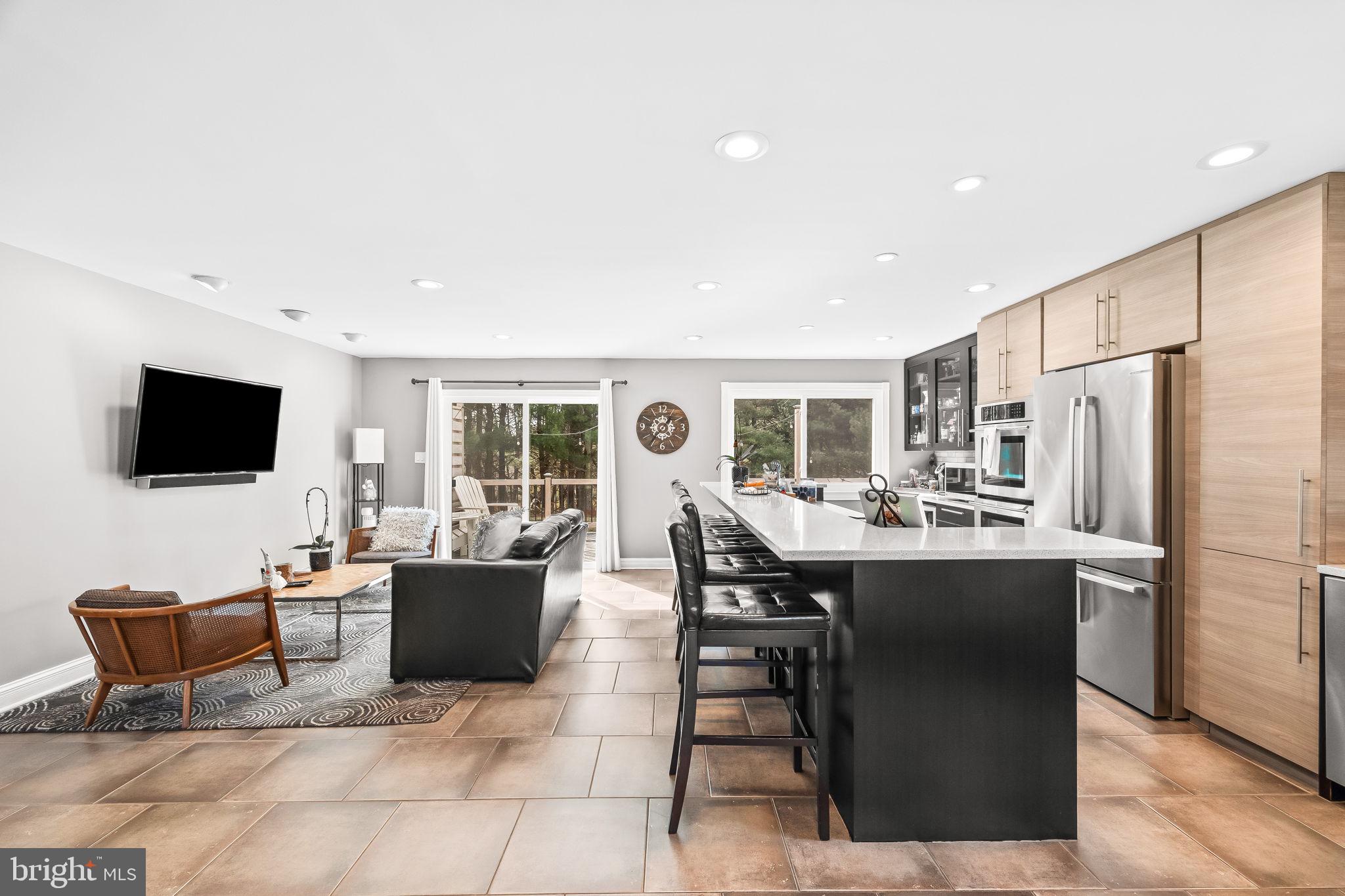 VALLEY HILLS - Residential