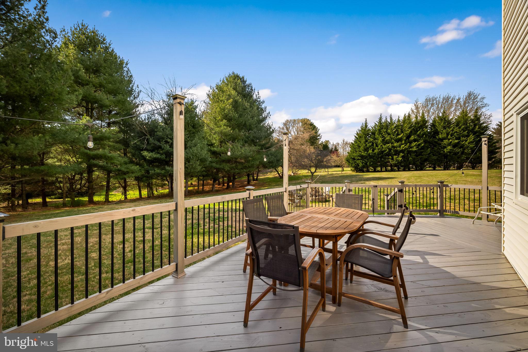 VALLEY HILLS - Residential