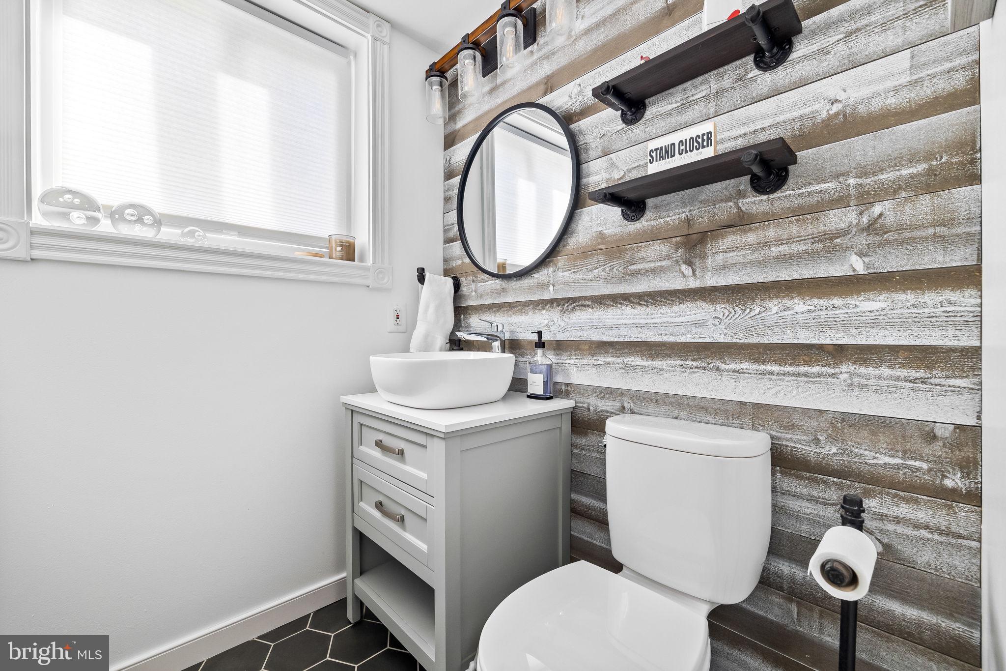 VALLEY HILLS - Residential