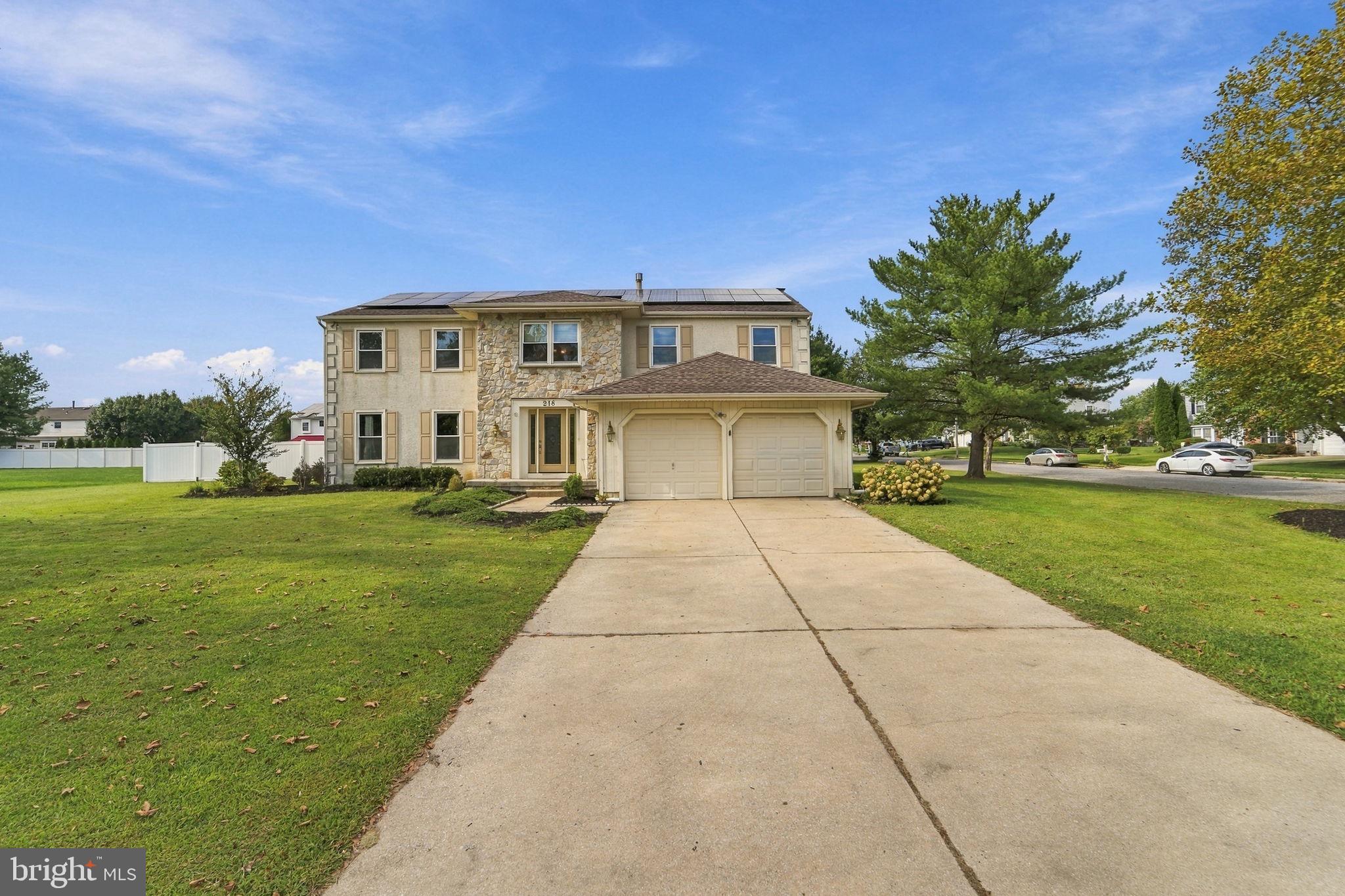 218 RAMBLEWOOD DRIVE