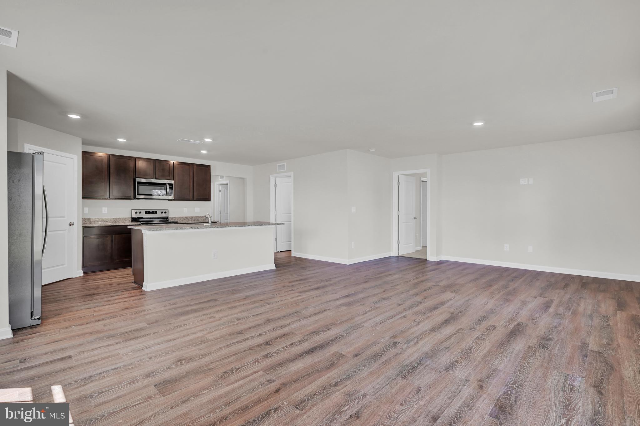 MAGNOLIA SPRINGS - Residential