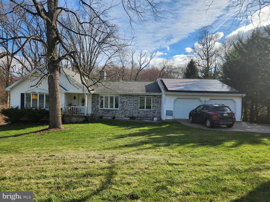 Photo of 606 Glenwood Drive, Ephrata, PA 17522 (MLS # PALA2048820)