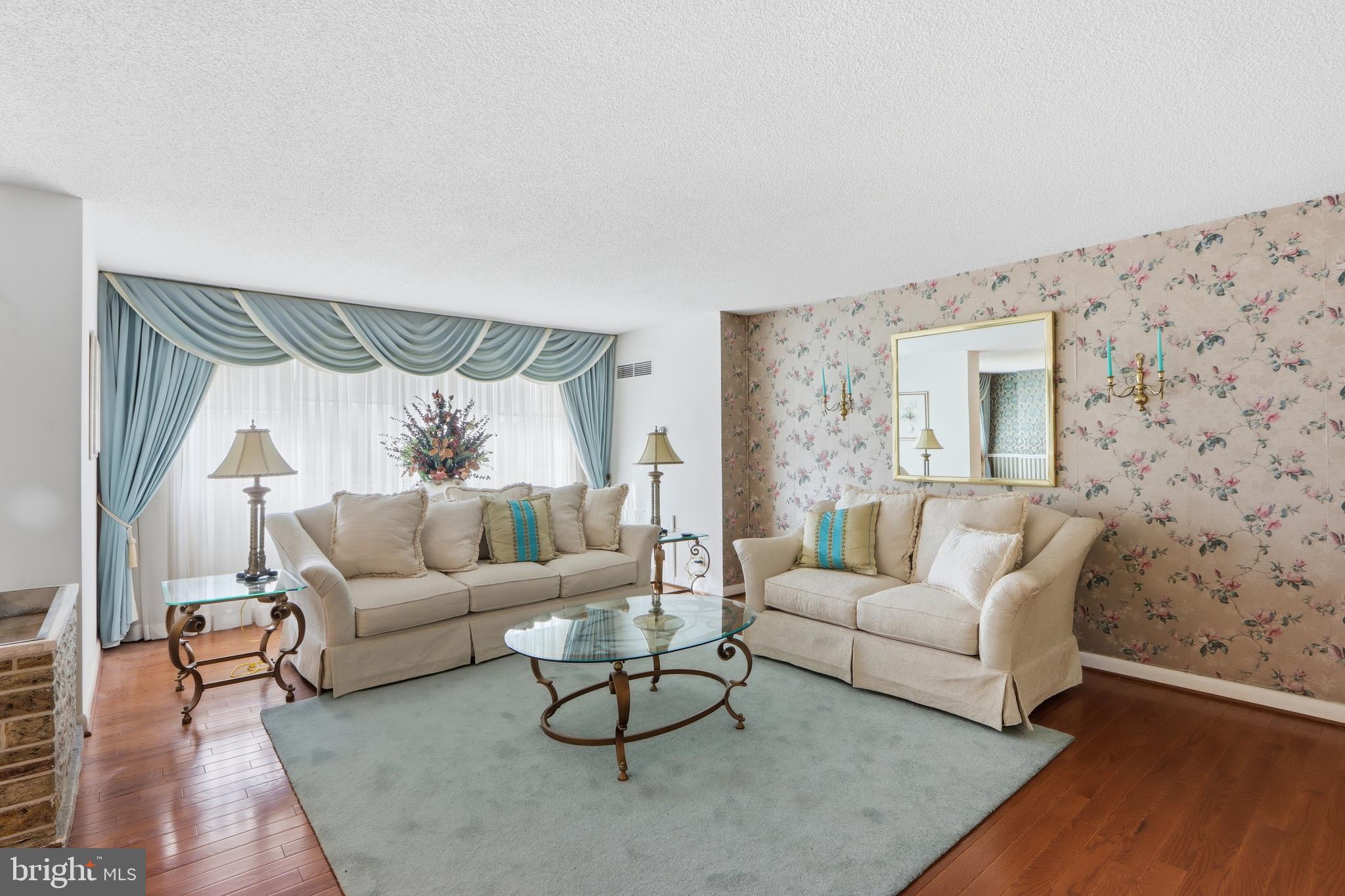 UPPER PARK HEIGHTS - Residential