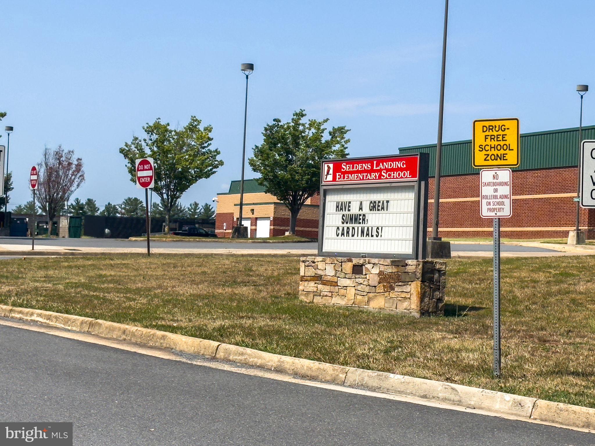 COTON COMMONS - Residential