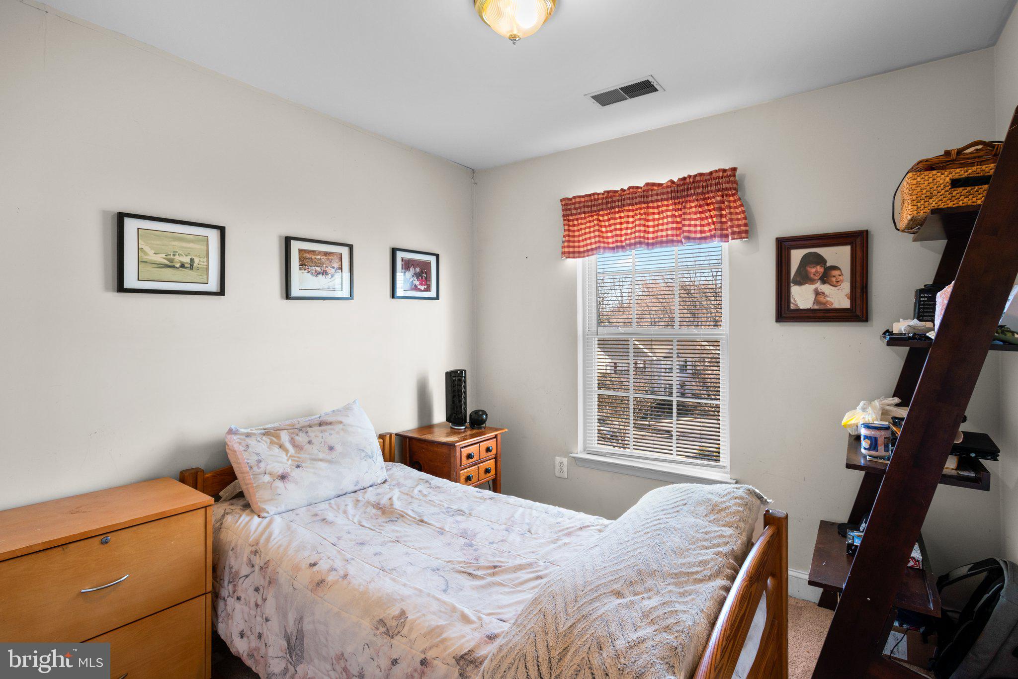 STONEHURST - Residential