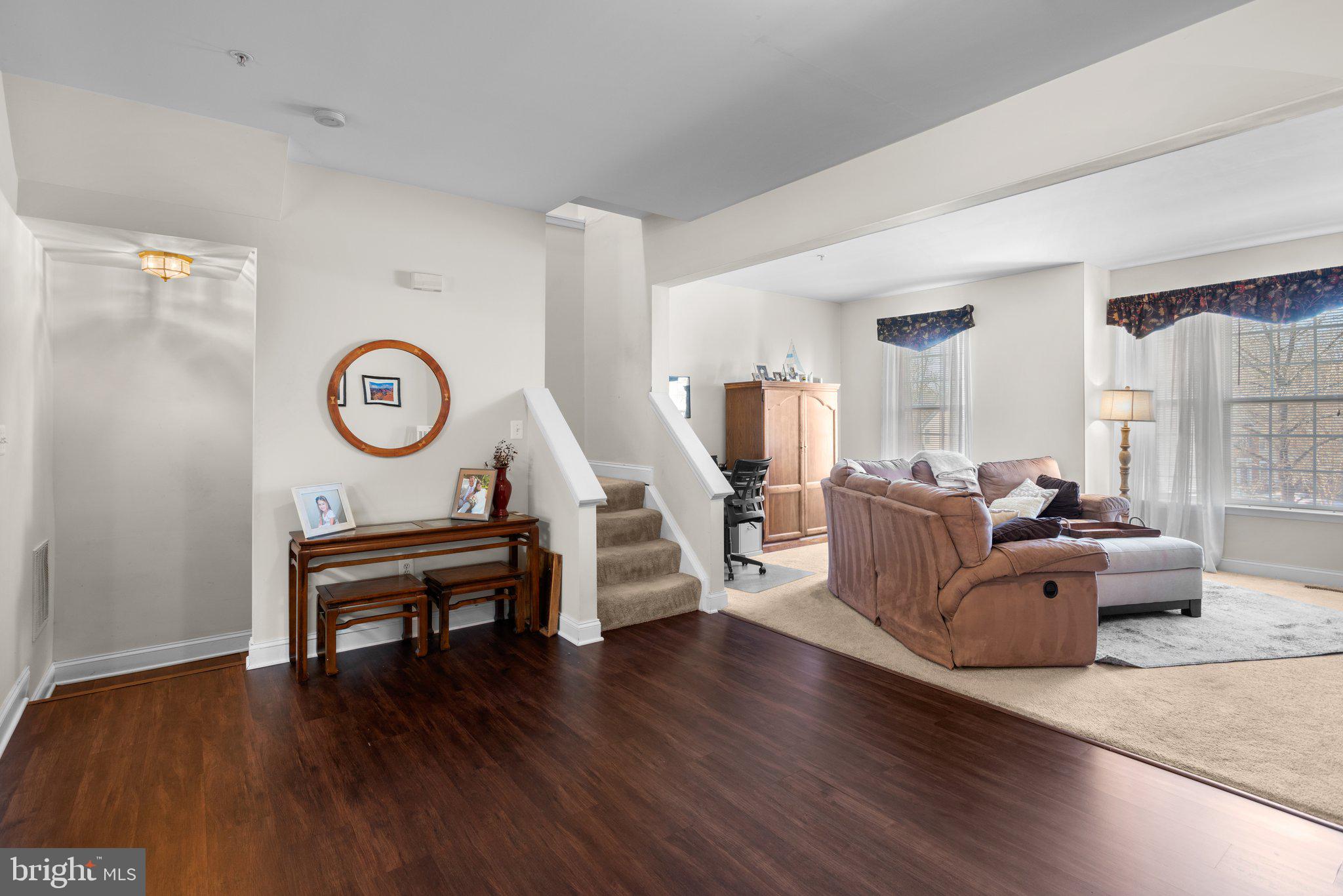 STONEHURST - Residential