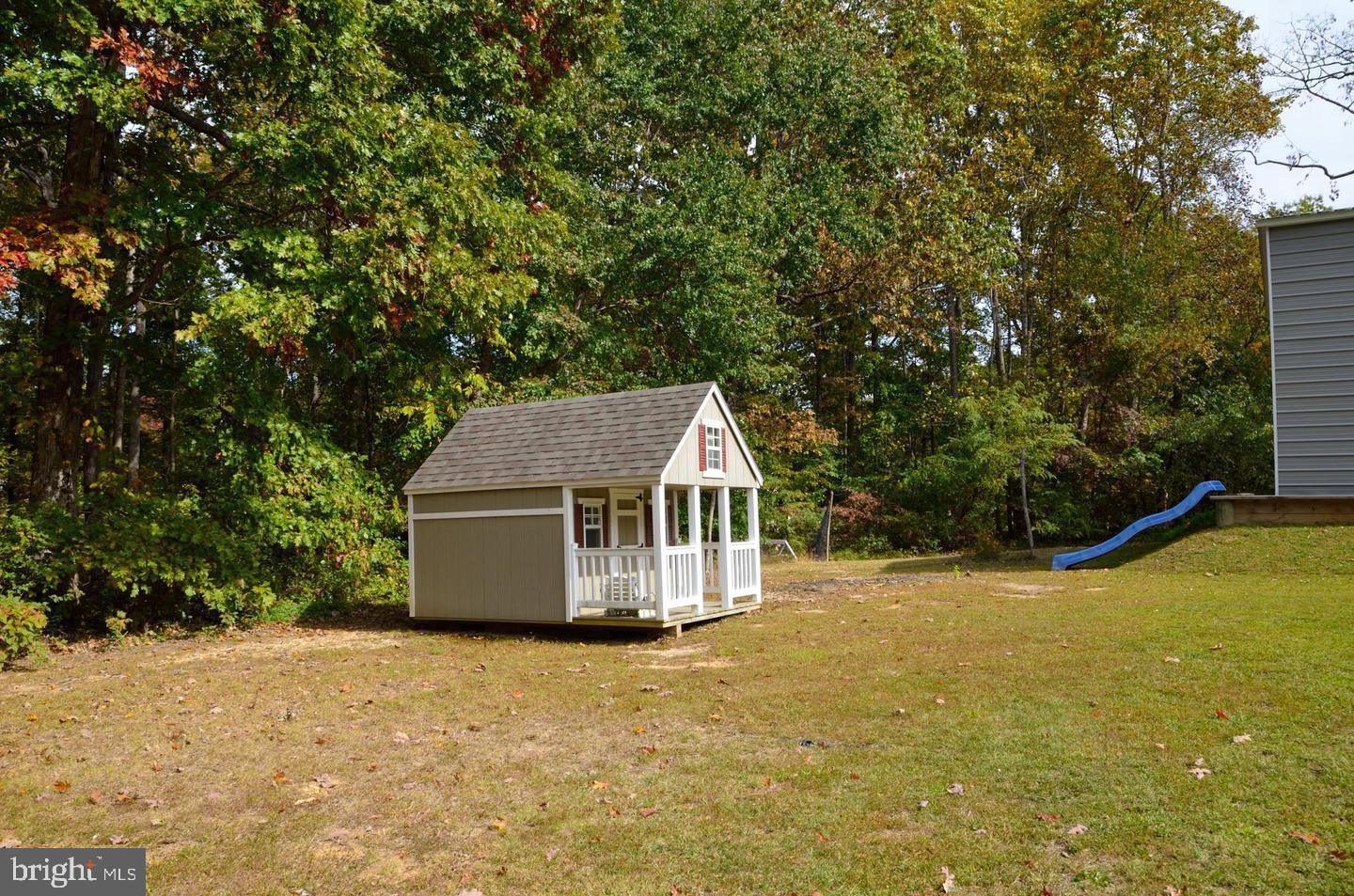 AMISSVILLE - Residential