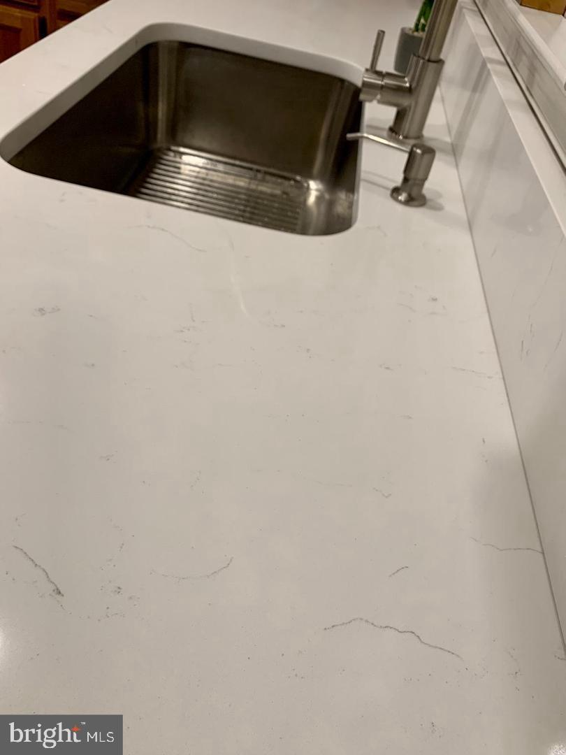 AMISSVILLE - Residential