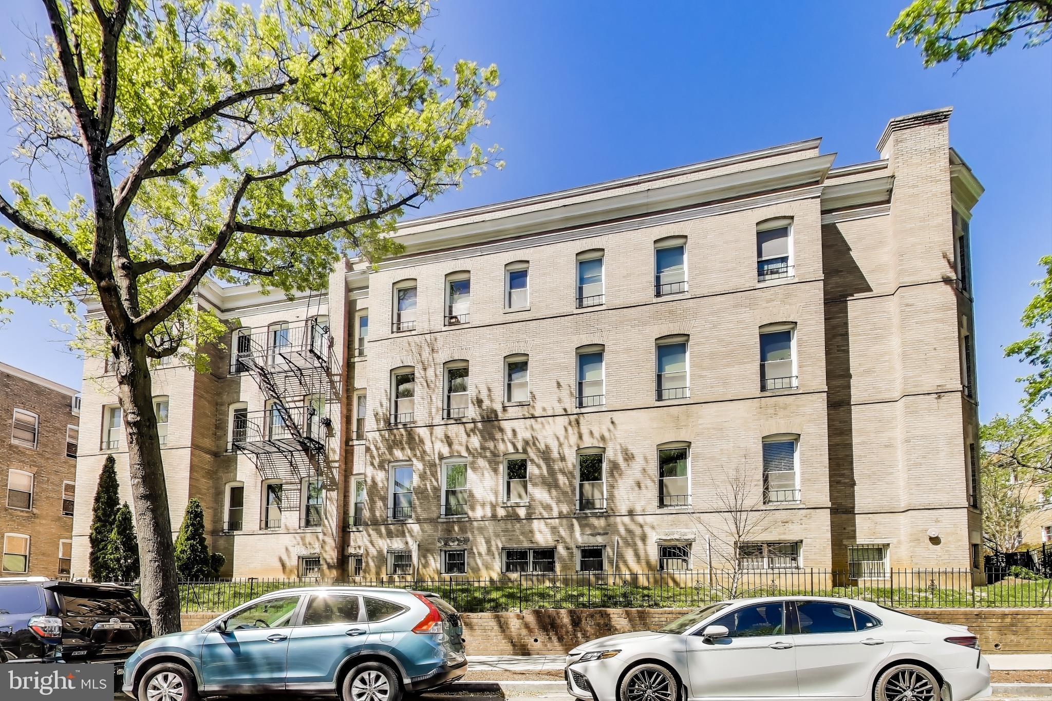 1106 COLUMBIA ROAD NW 103