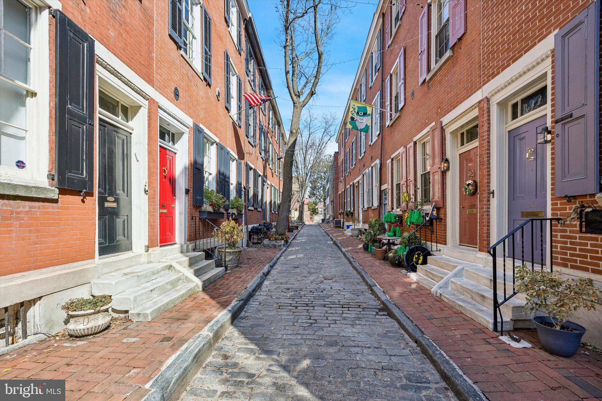 SOCIETY HILL - Residential