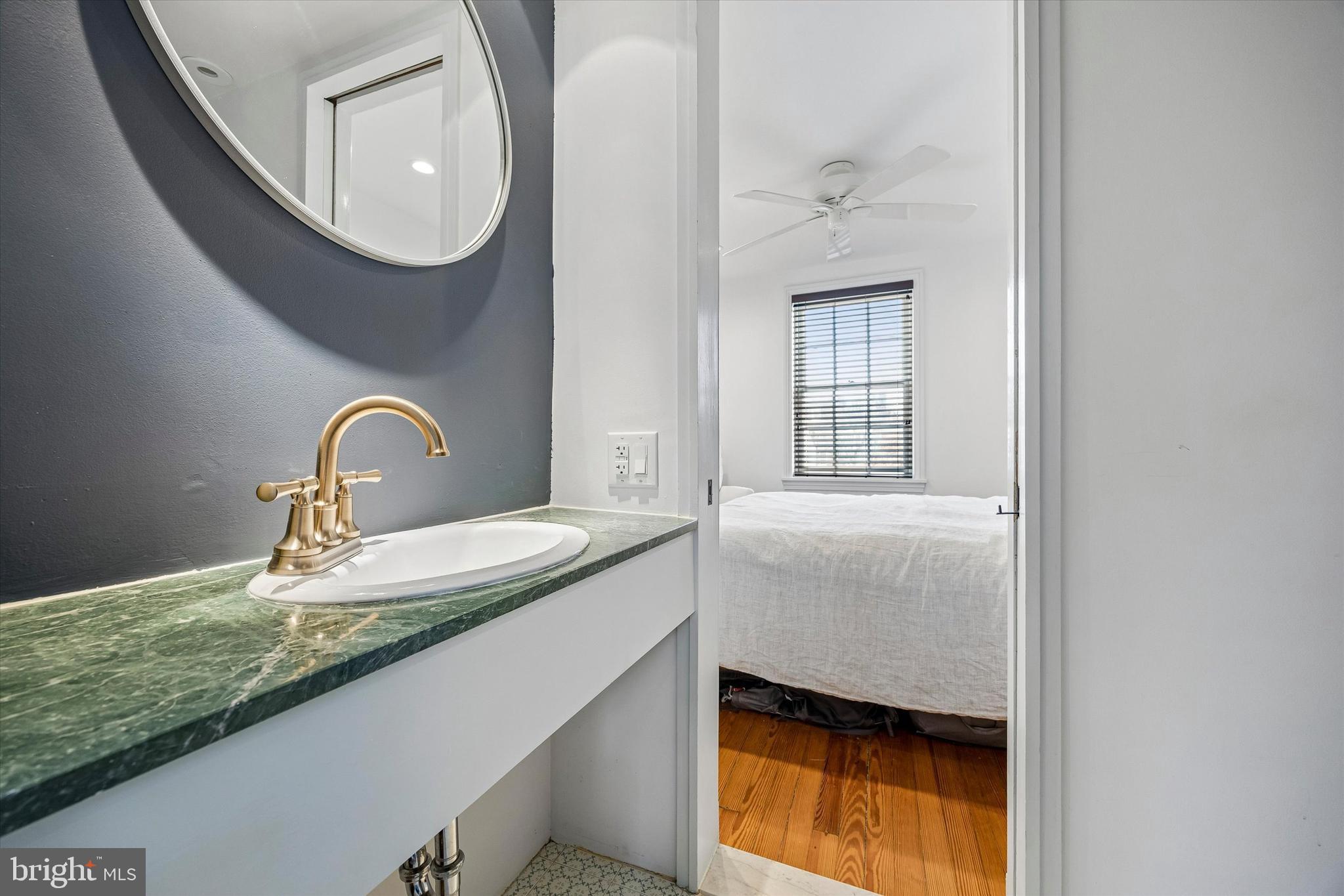 SOCIETY HILL - Residential