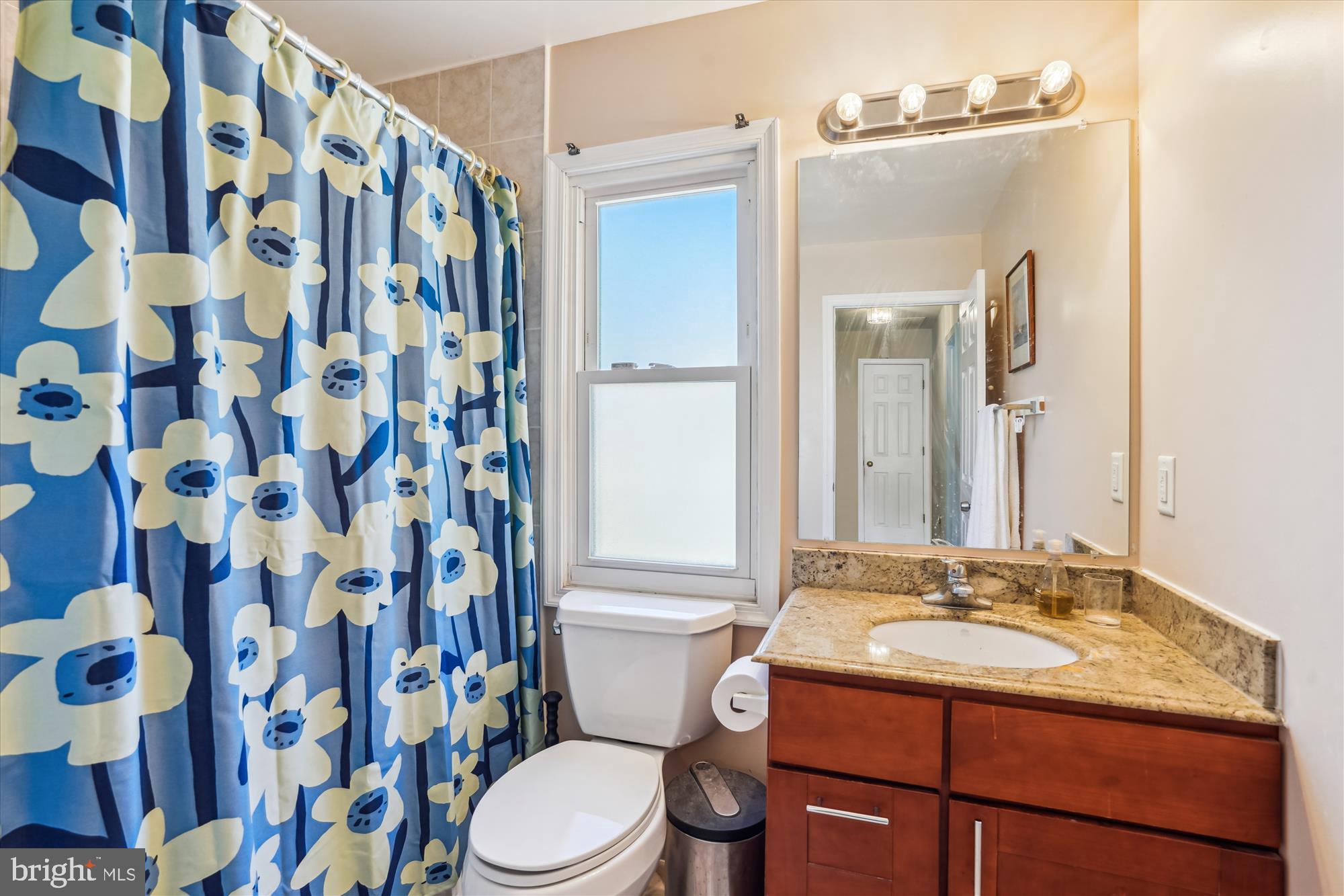 ALCOVA HEIGHTS - Residential Lease