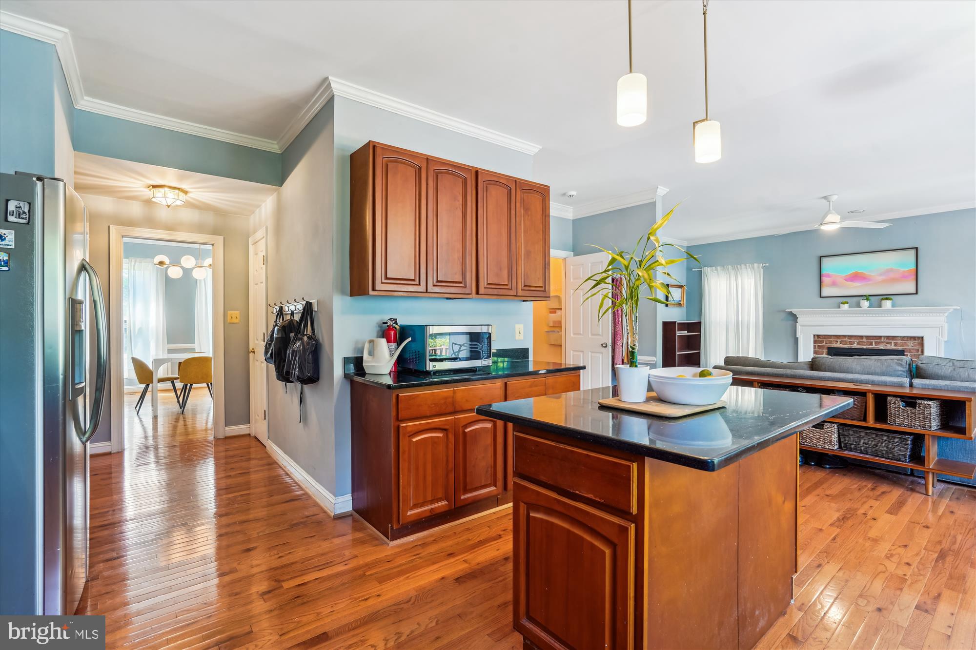 ALCOVA HEIGHTS - Residential Lease