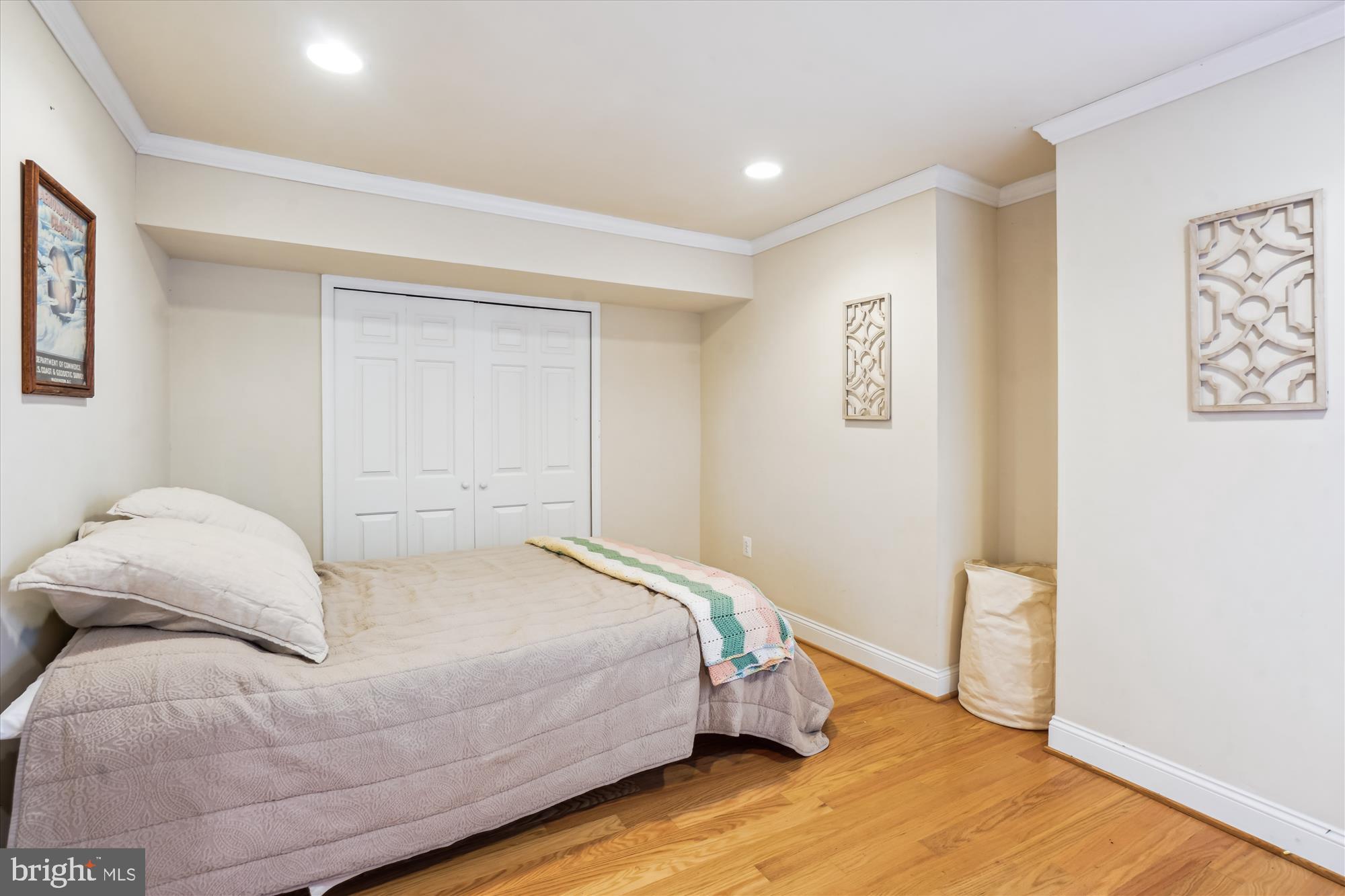 ALCOVA HEIGHTS - Residential Lease