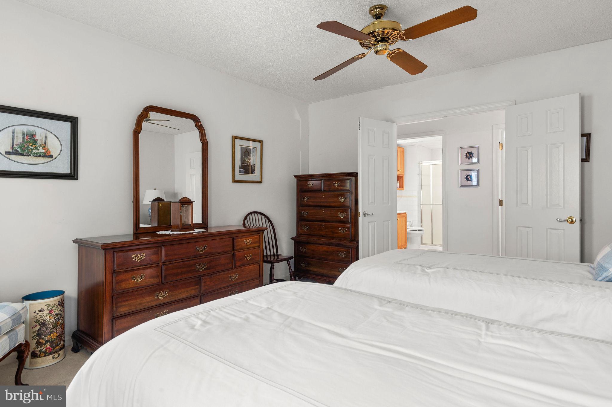 CENTENNIAL STATION - Residential