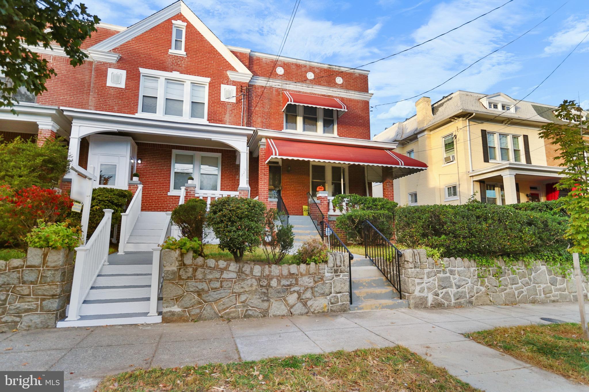 325 MADISON STREET NW