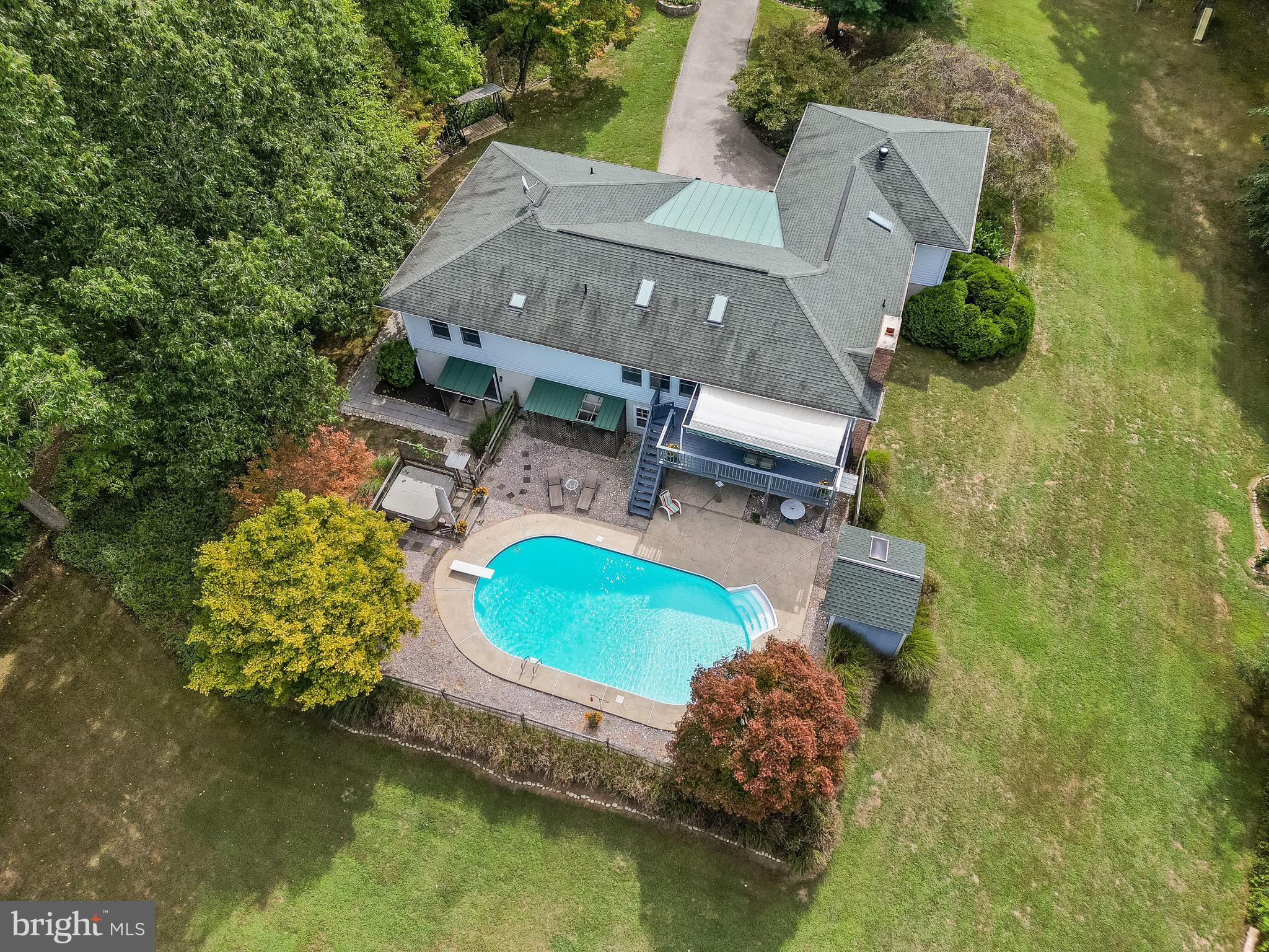 NORWOOD - Residential