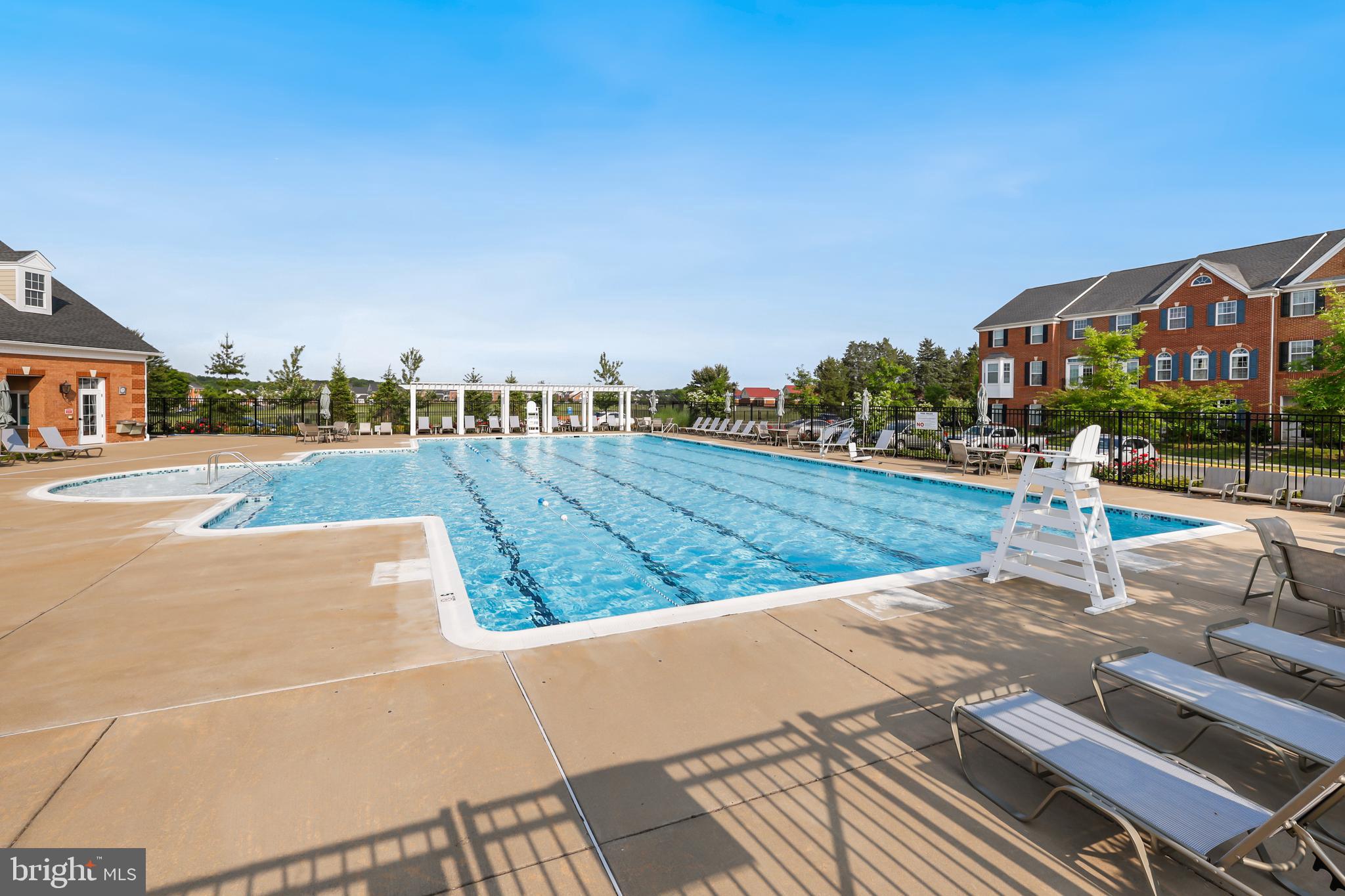 LOUDOUN VALLEY RIDGES - Residential